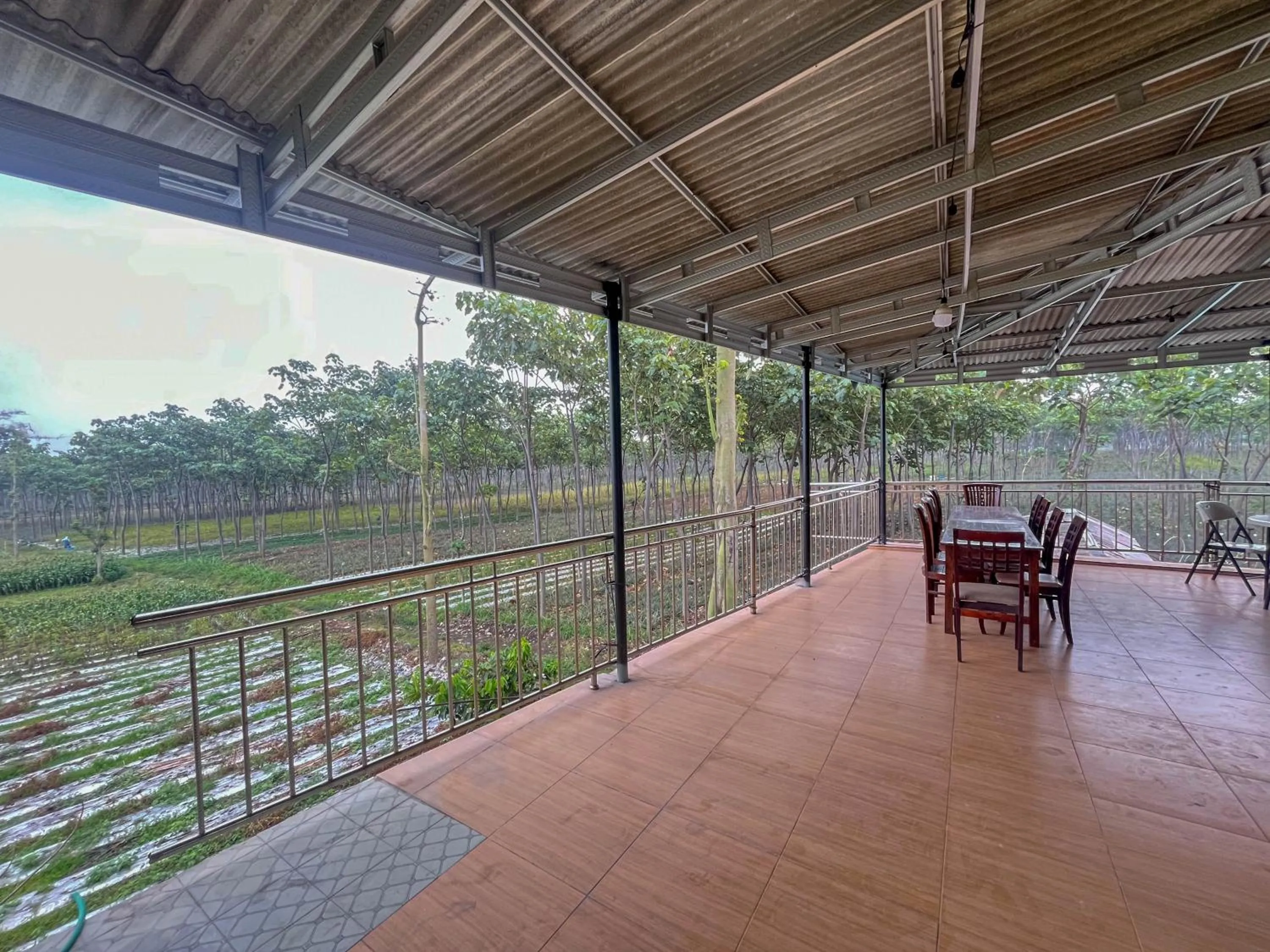 Area and facilities in RedDoorz at Damar Mas Resort Kediri