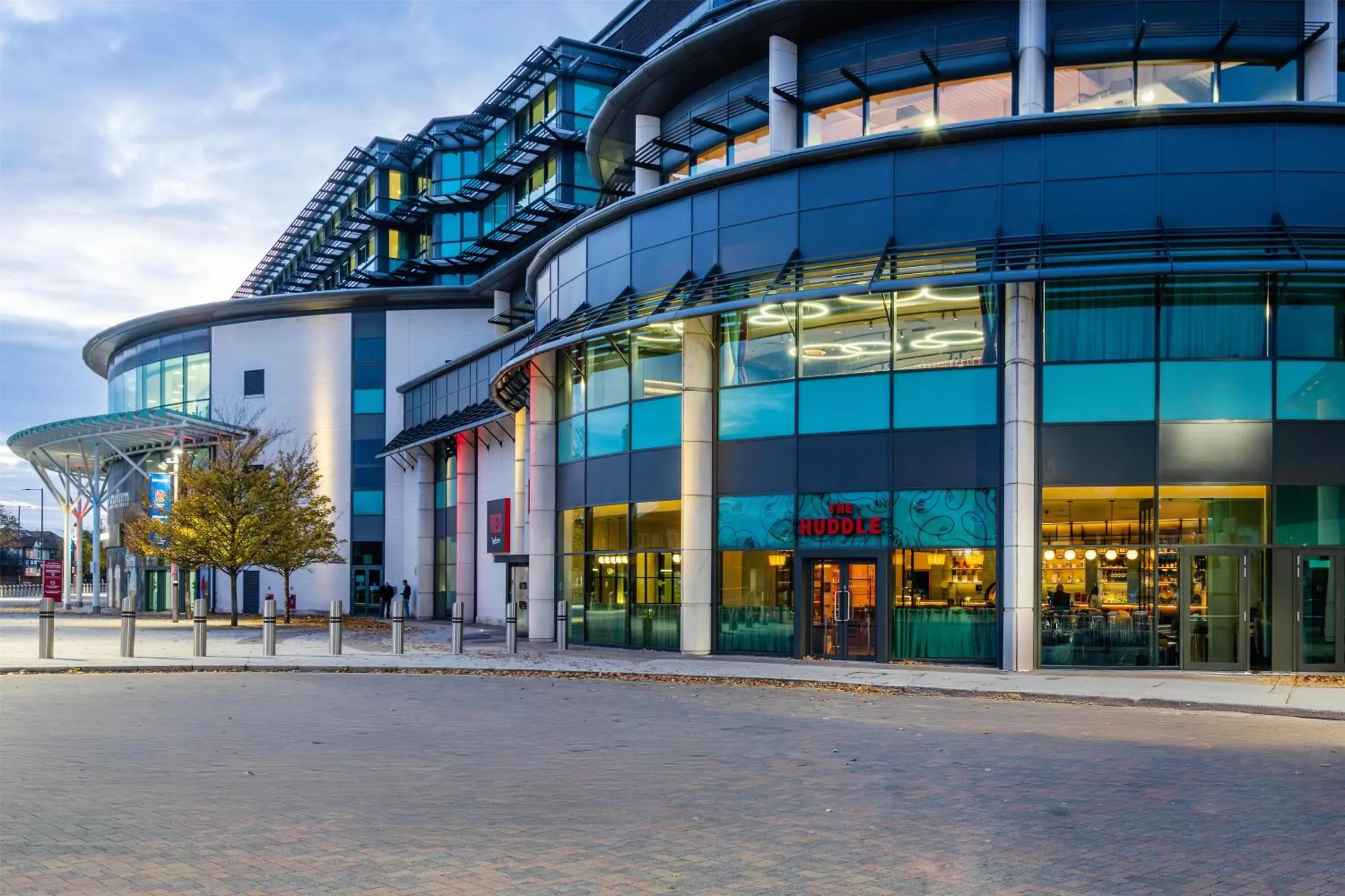 Radisson RED London Twickenham Radisson RED London Twickenham