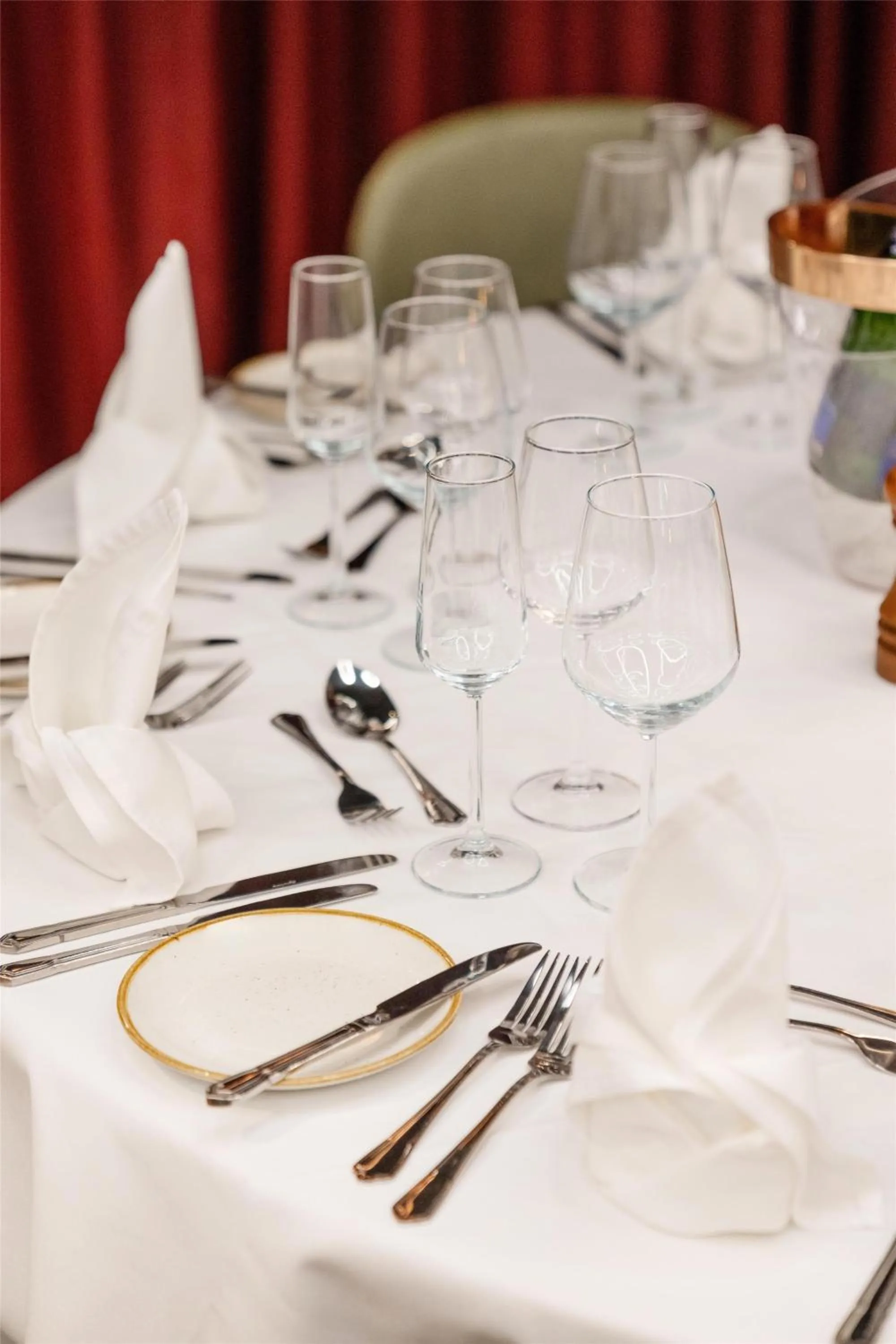 wedding in Radisson RED London Twickenham