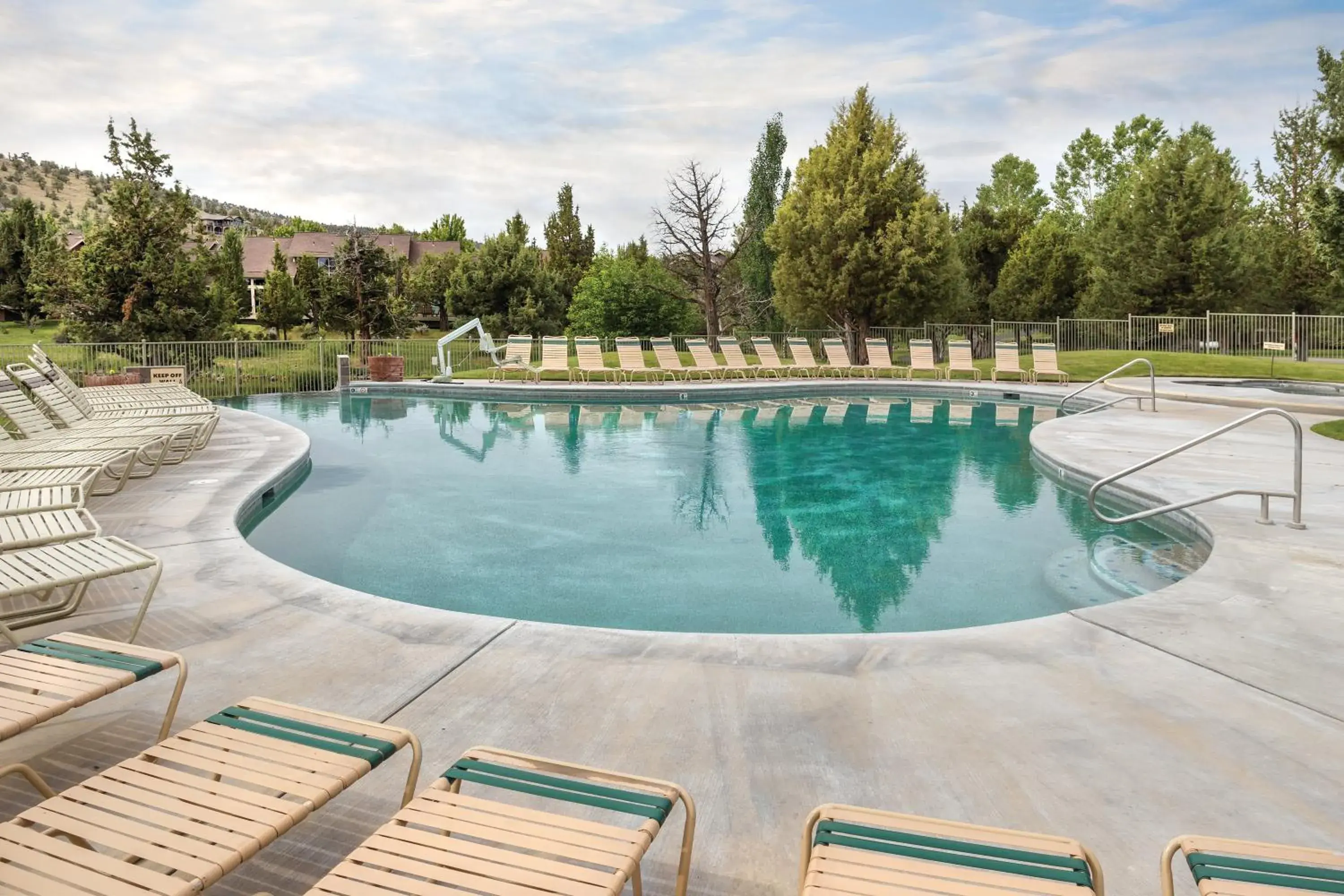 Swimming Pool in Worldmark Eagle Crest