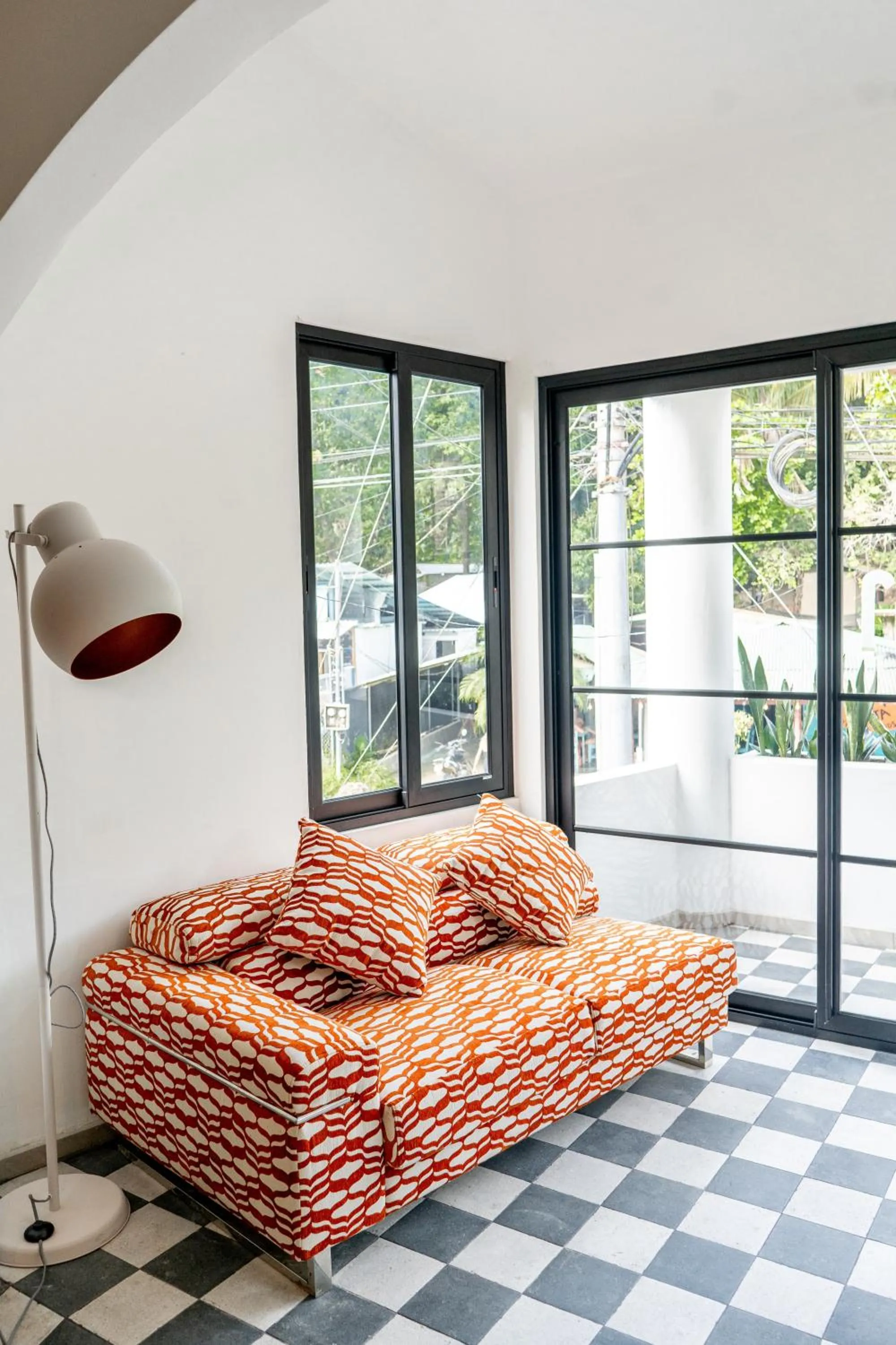 Balcony/Terrace, Bed in Plaza Royal Apartments