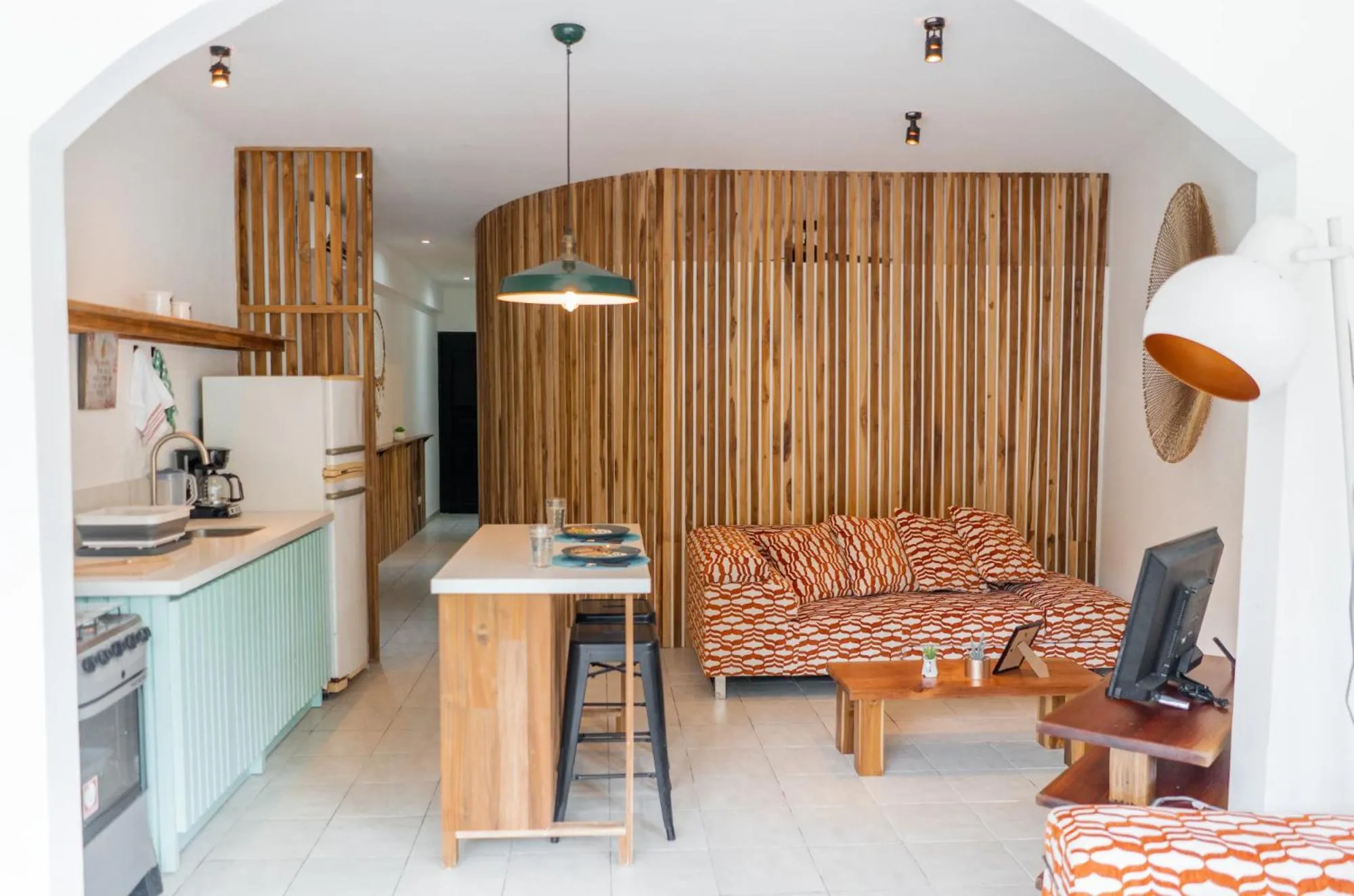 Kitchen or kitchenette in Plaza Royal Apartments