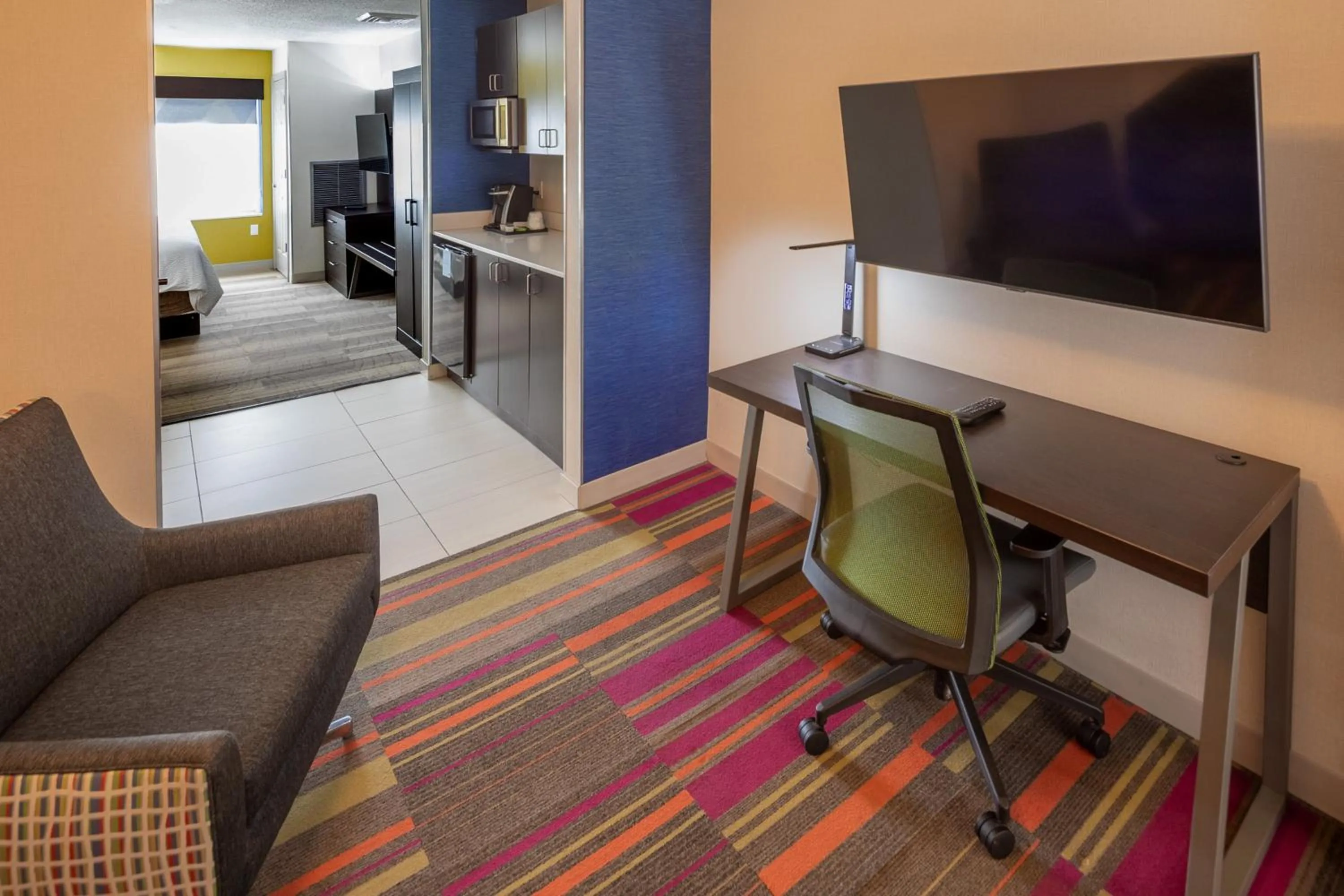 Photo of the whole room in Holiday Inn Express & Suites Chicago West - St Charles by IHG