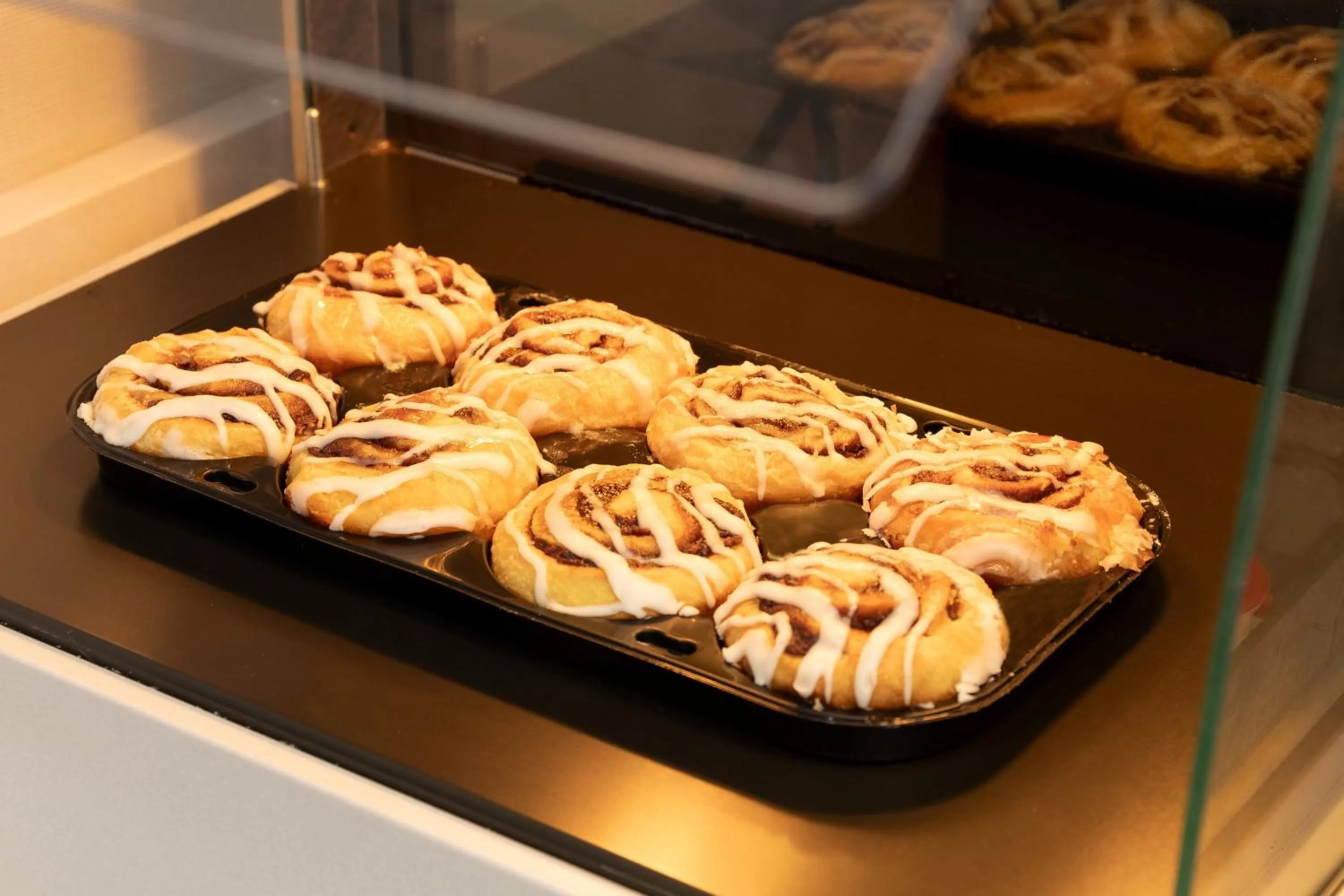 Restaurant/places to eat in Holiday Inn Express & Suites Chicago West - St Charles by IHG