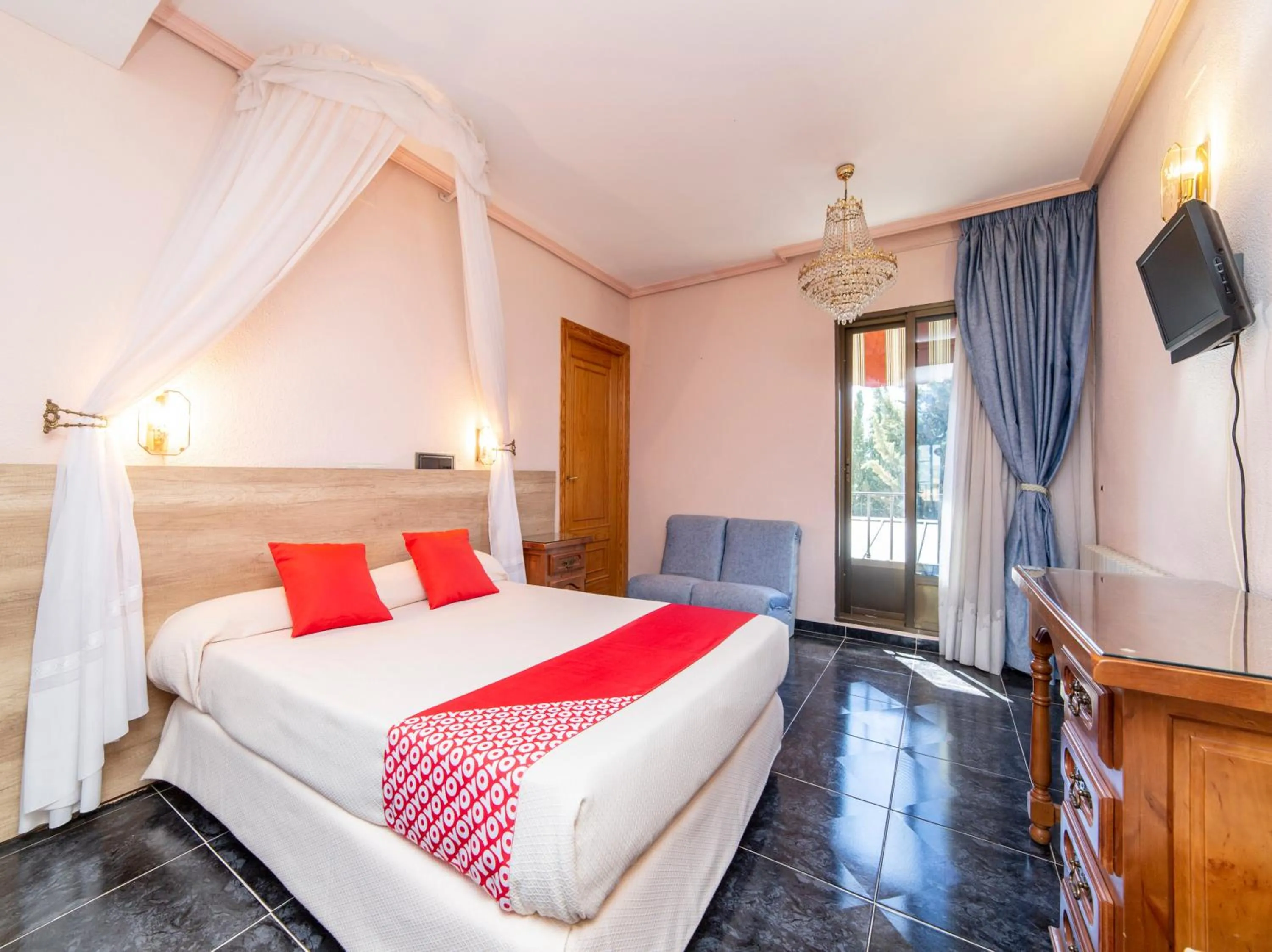 Bedroom, Bed in Hotel El Prado by Vivere Stays