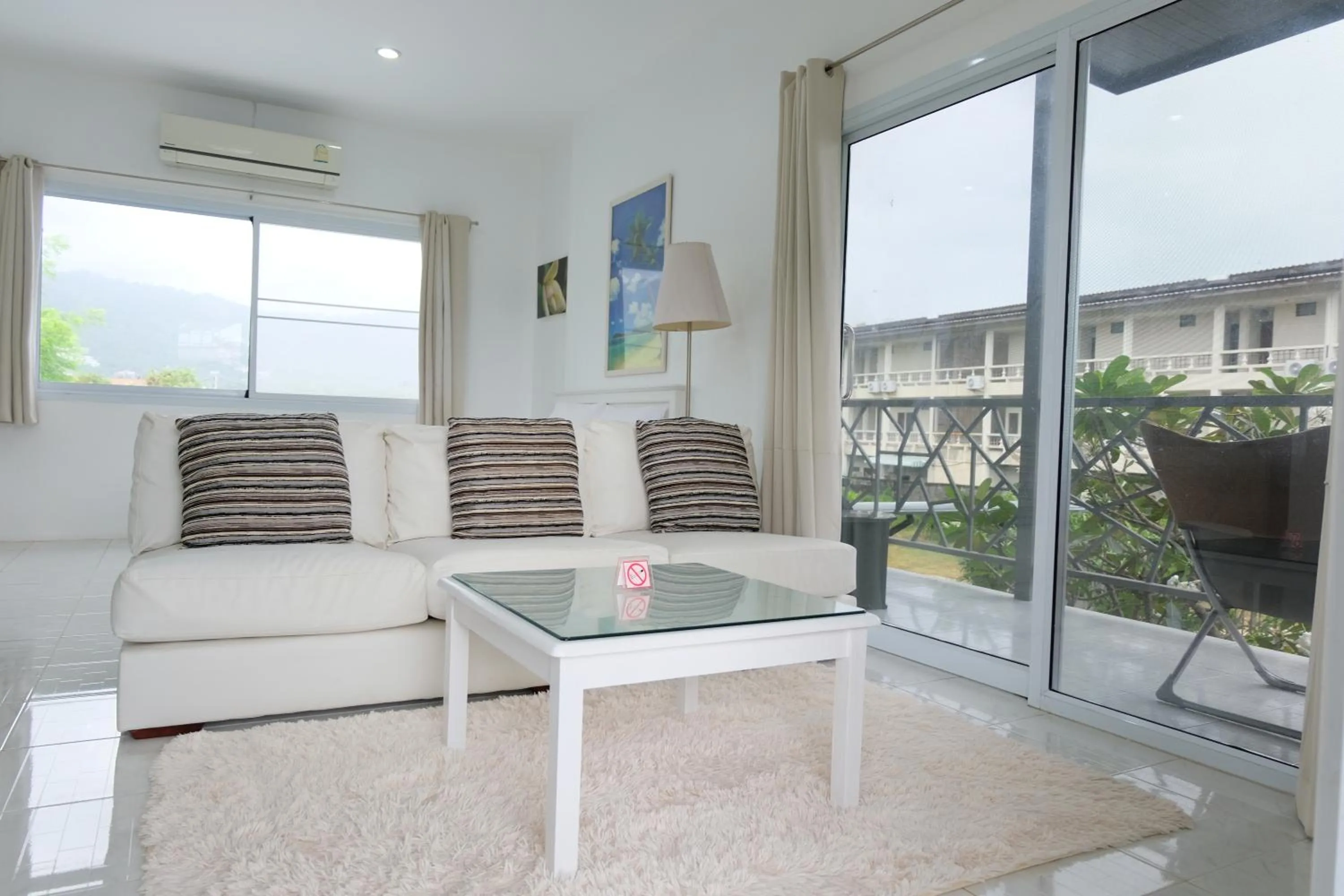 Living room in Baan Poon Garden