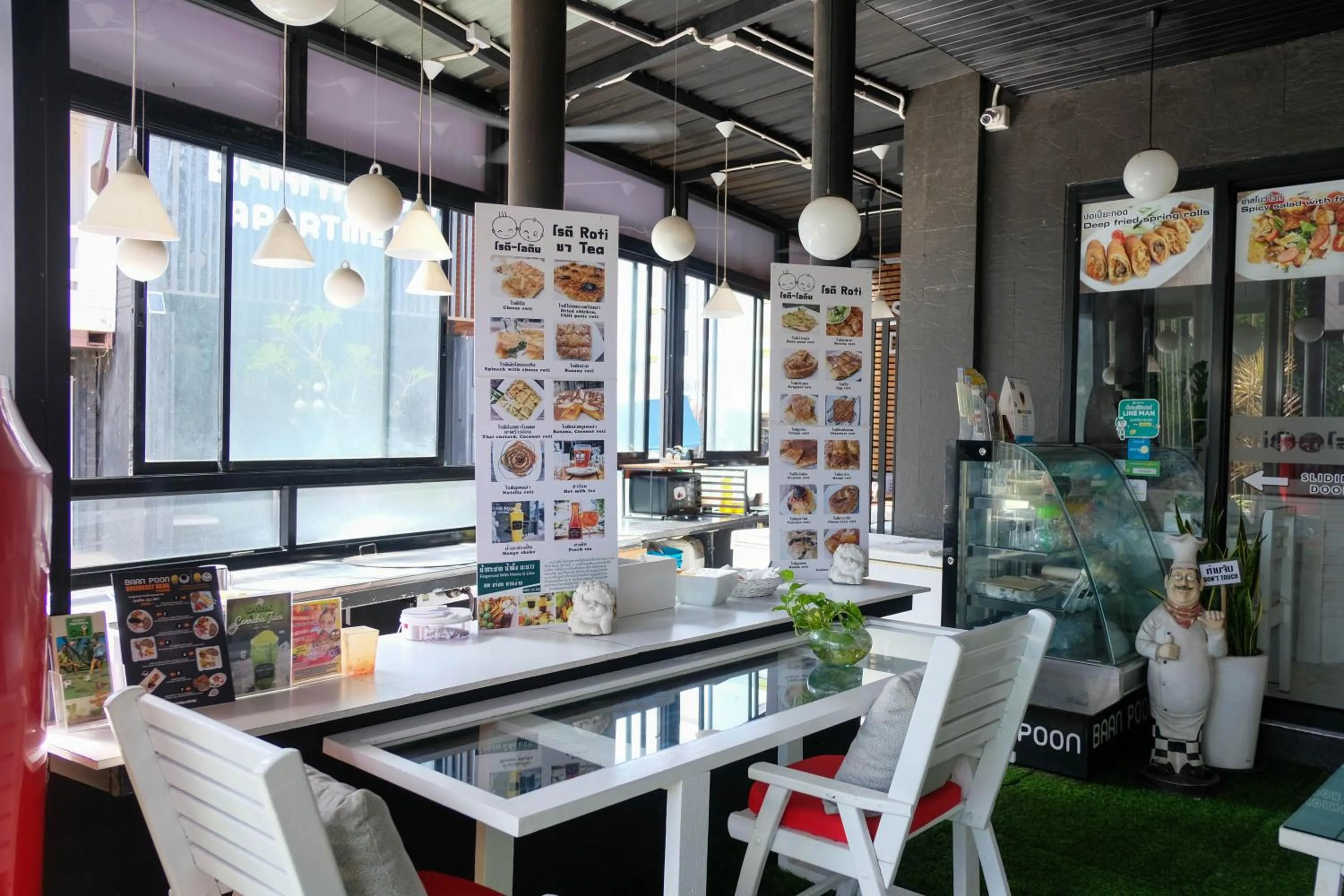 Restaurant/places to eat in Baan Poon Garden