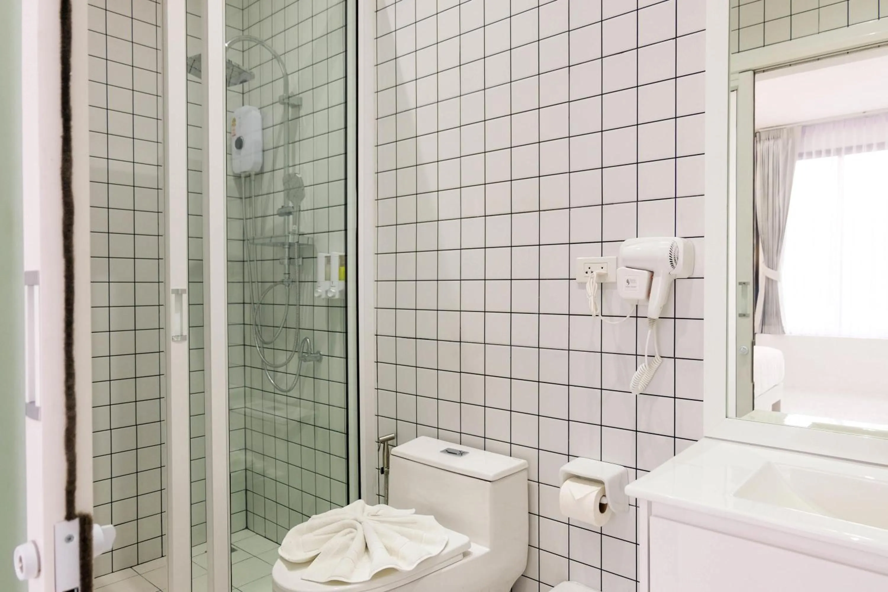 Shower in Baan Poon Garden