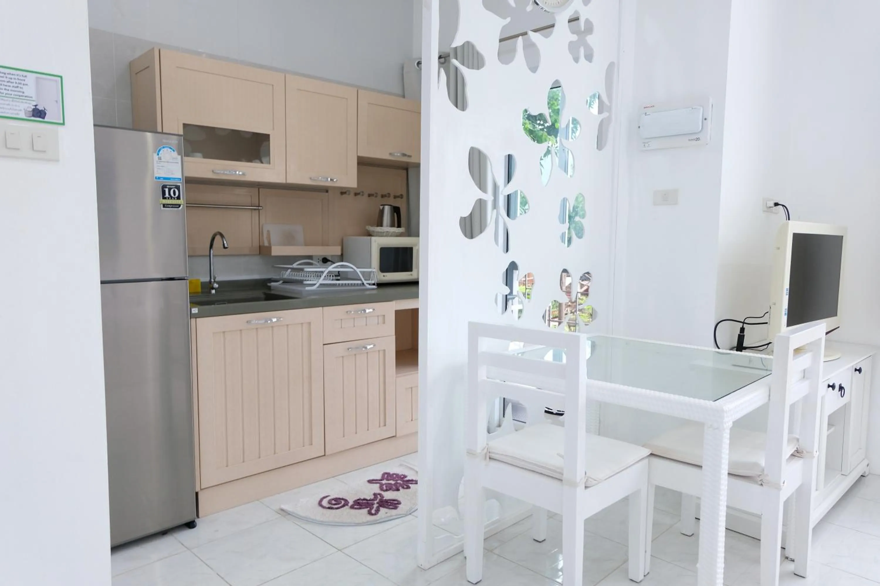 TV and multimedia in Baan Poon Garden