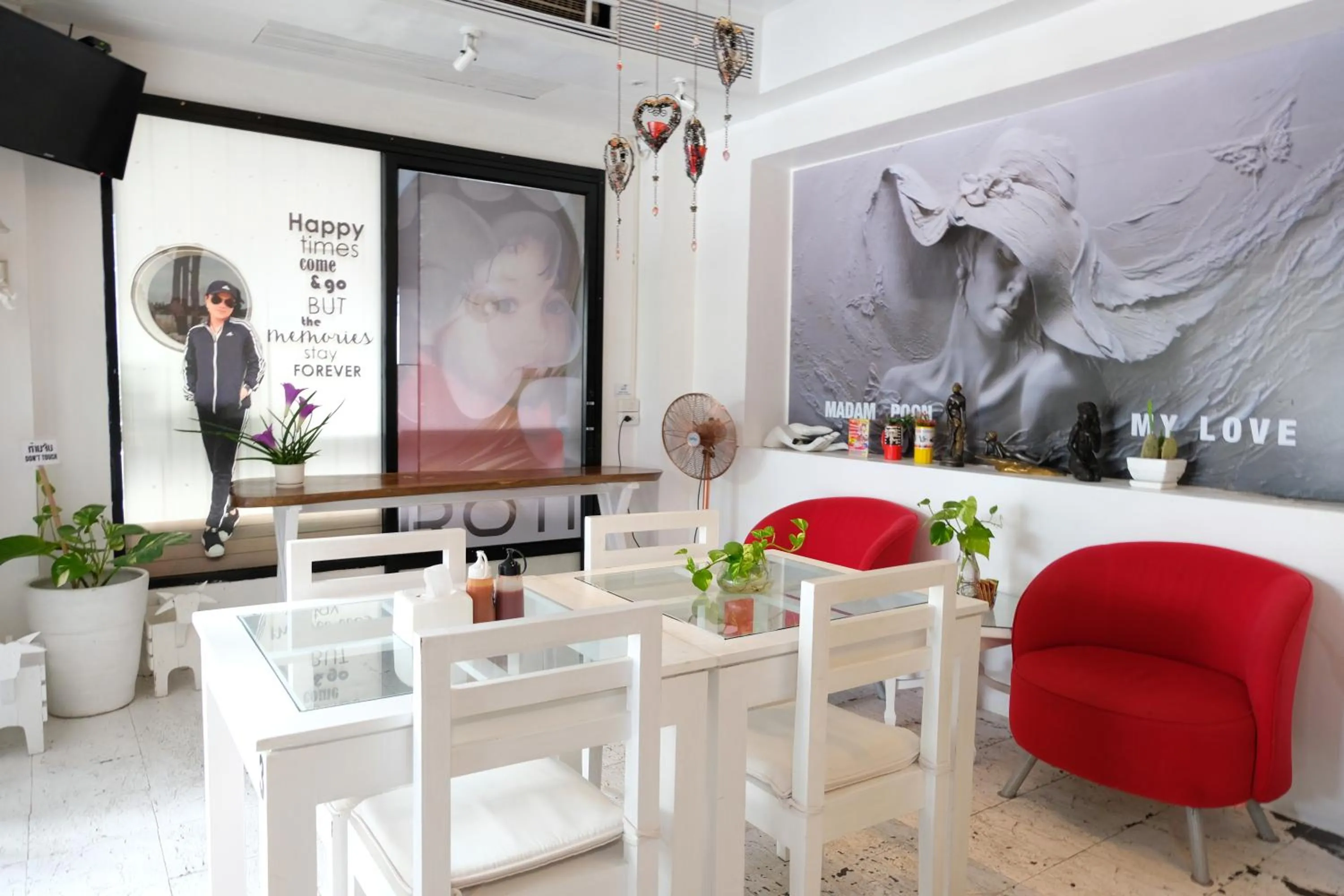 Restaurant/places to eat in Baan Poon Garden