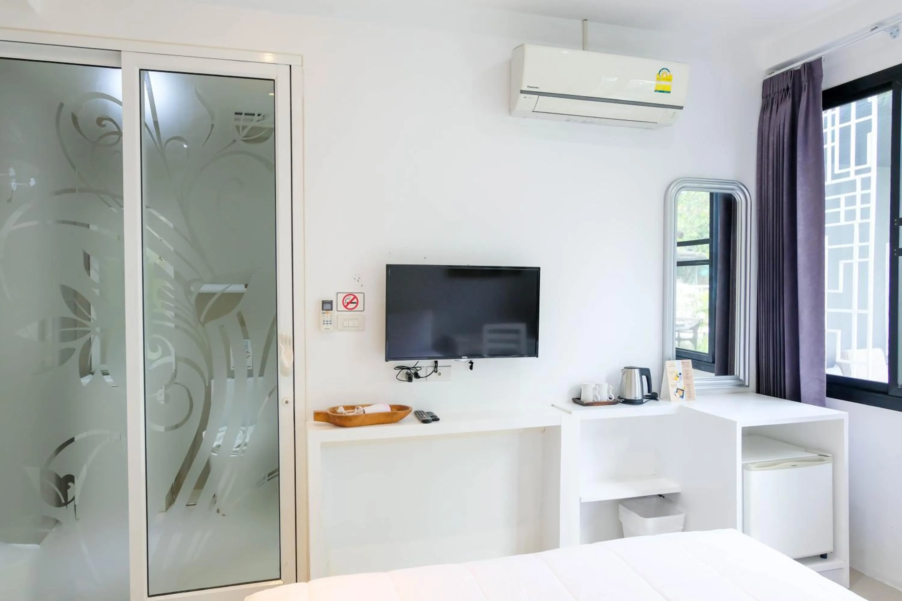 TV and multimedia, Bed in Baan Poon Garden