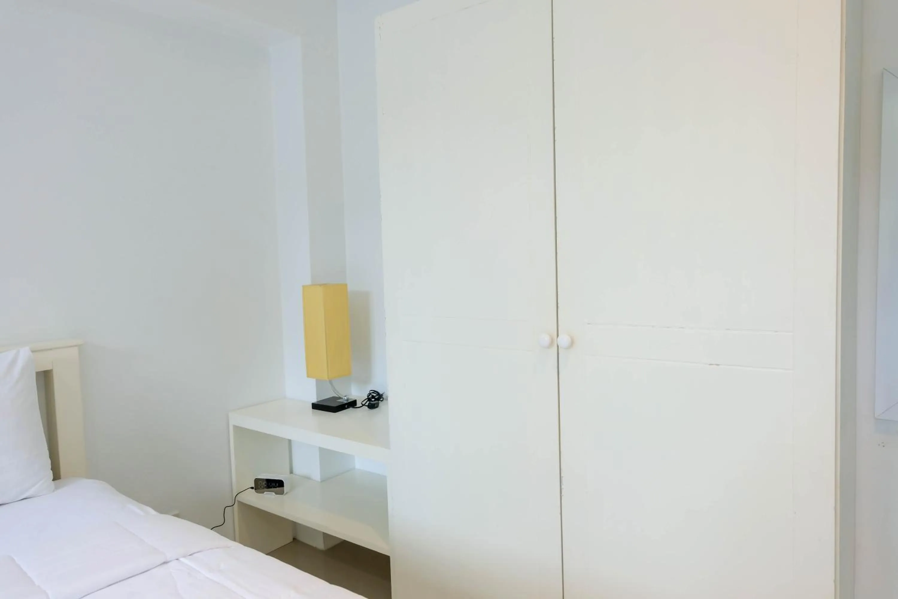 wardrobe, Bed in Baan Poon Garden