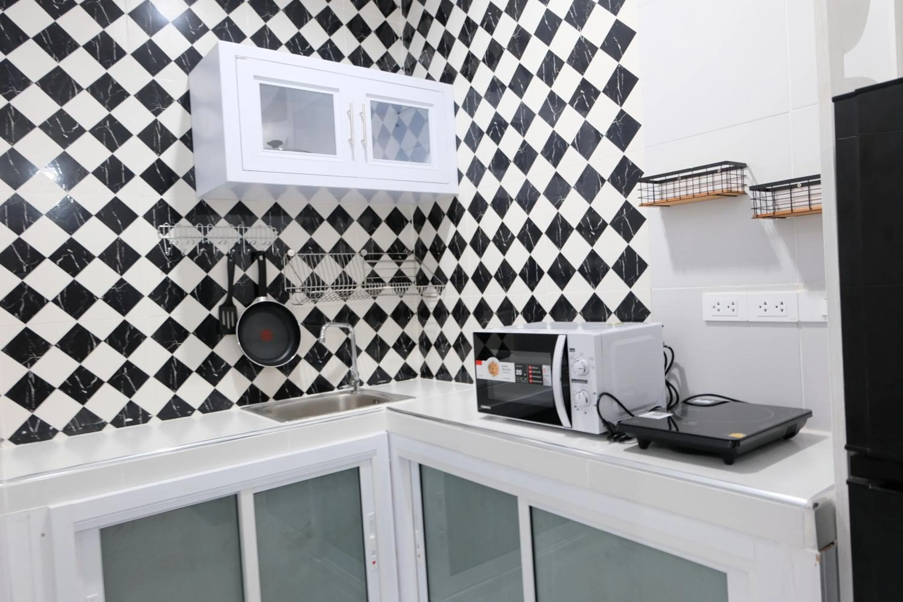 Kitchen or kitchenette in Baan Poon Garden