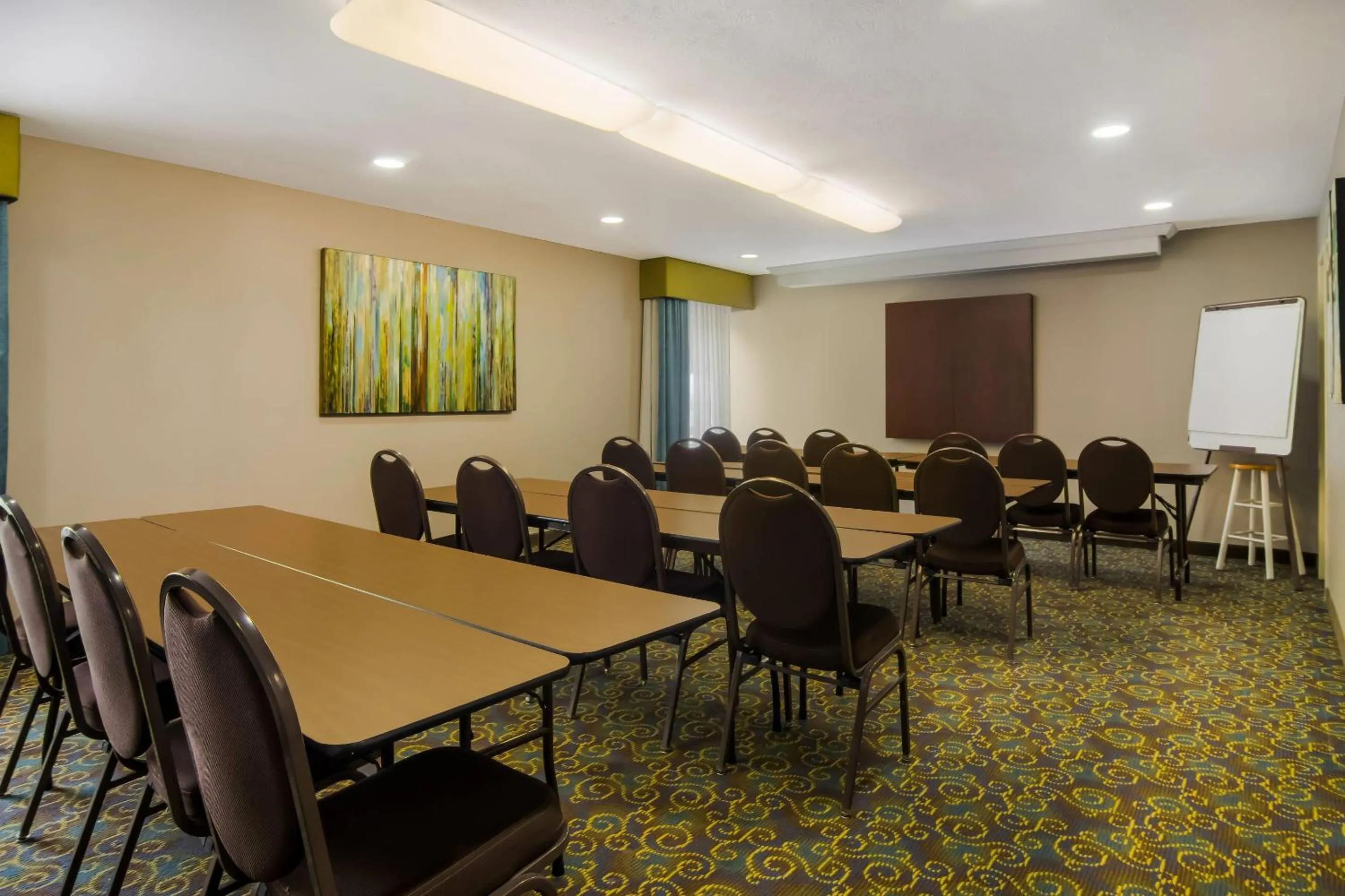 Meeting/conference room in Comfort Inn Cadillac