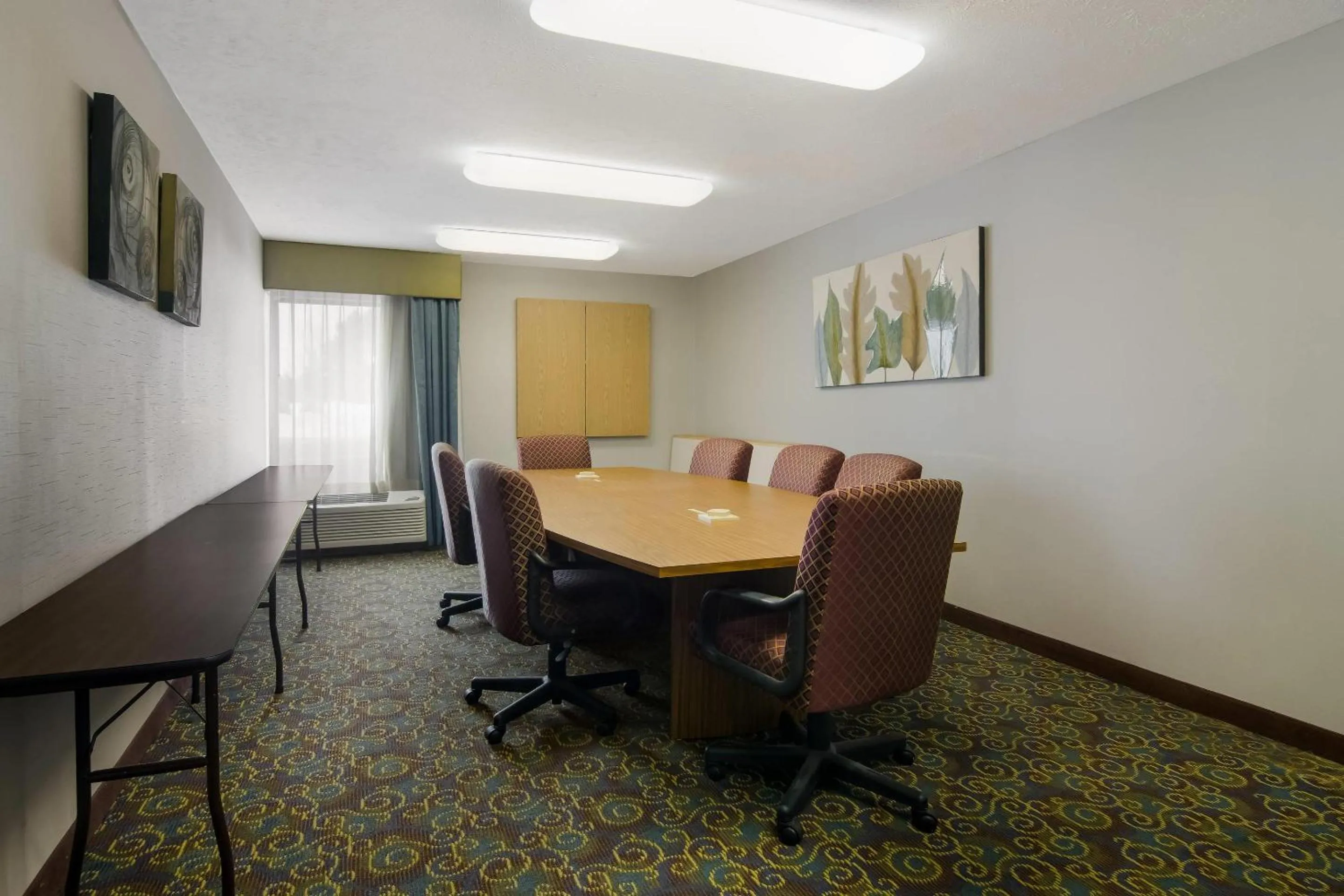 Meeting/conference room in Comfort Inn Cadillac