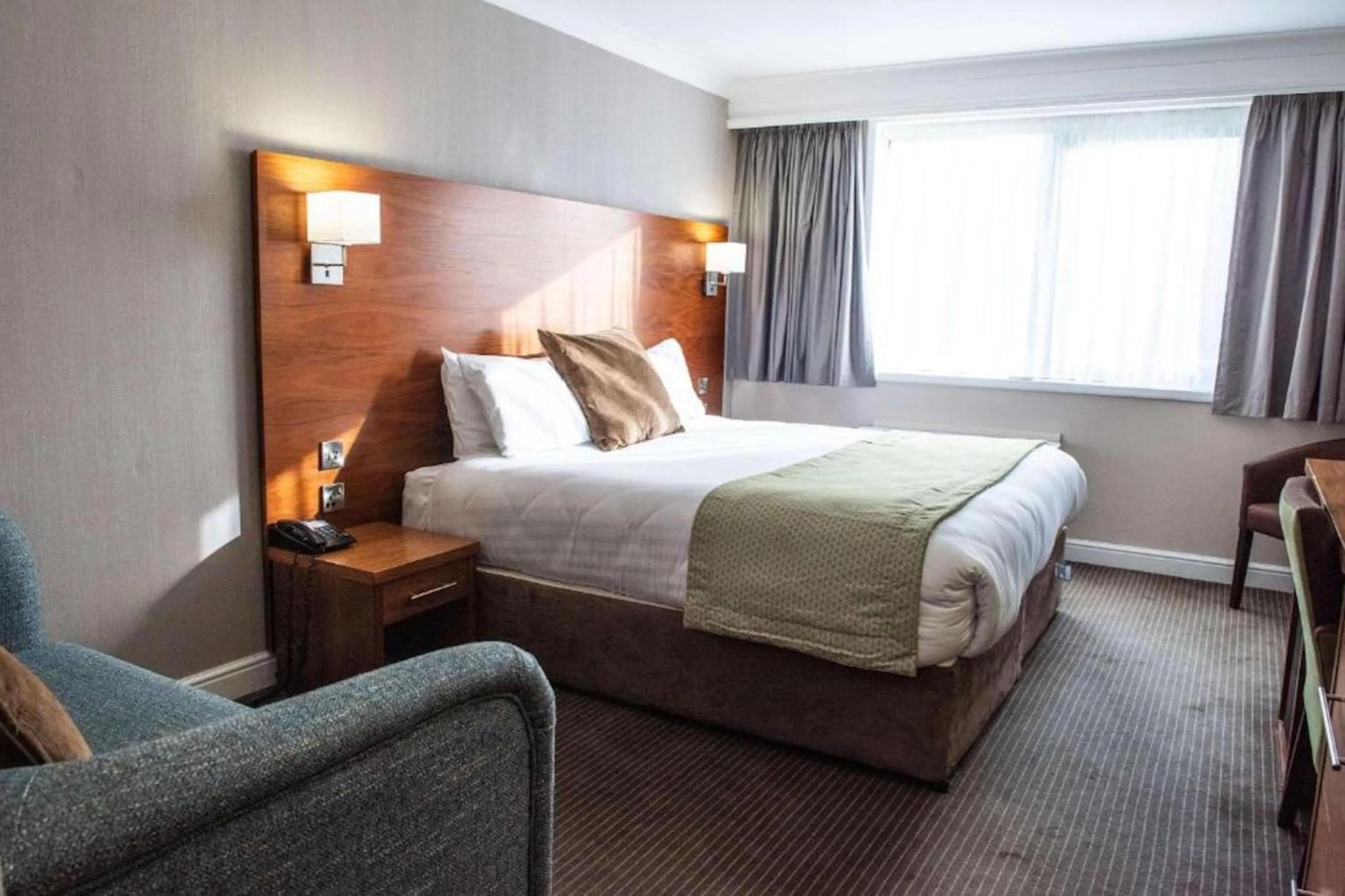 Photo of the whole room, Bed in Holiday Inn Newcastle South by IHG