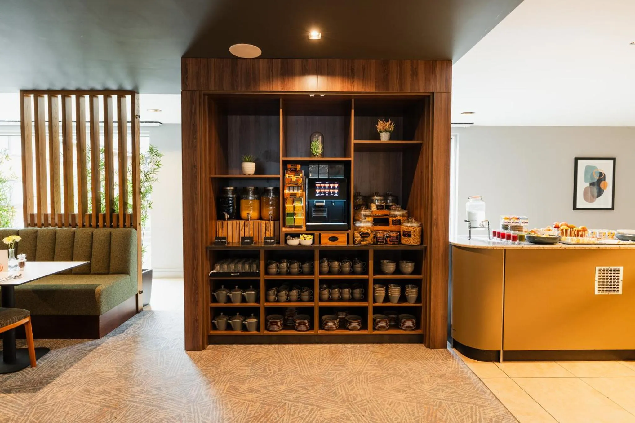 Restaurant/places to eat in Holiday Inn Newcastle South by IHG