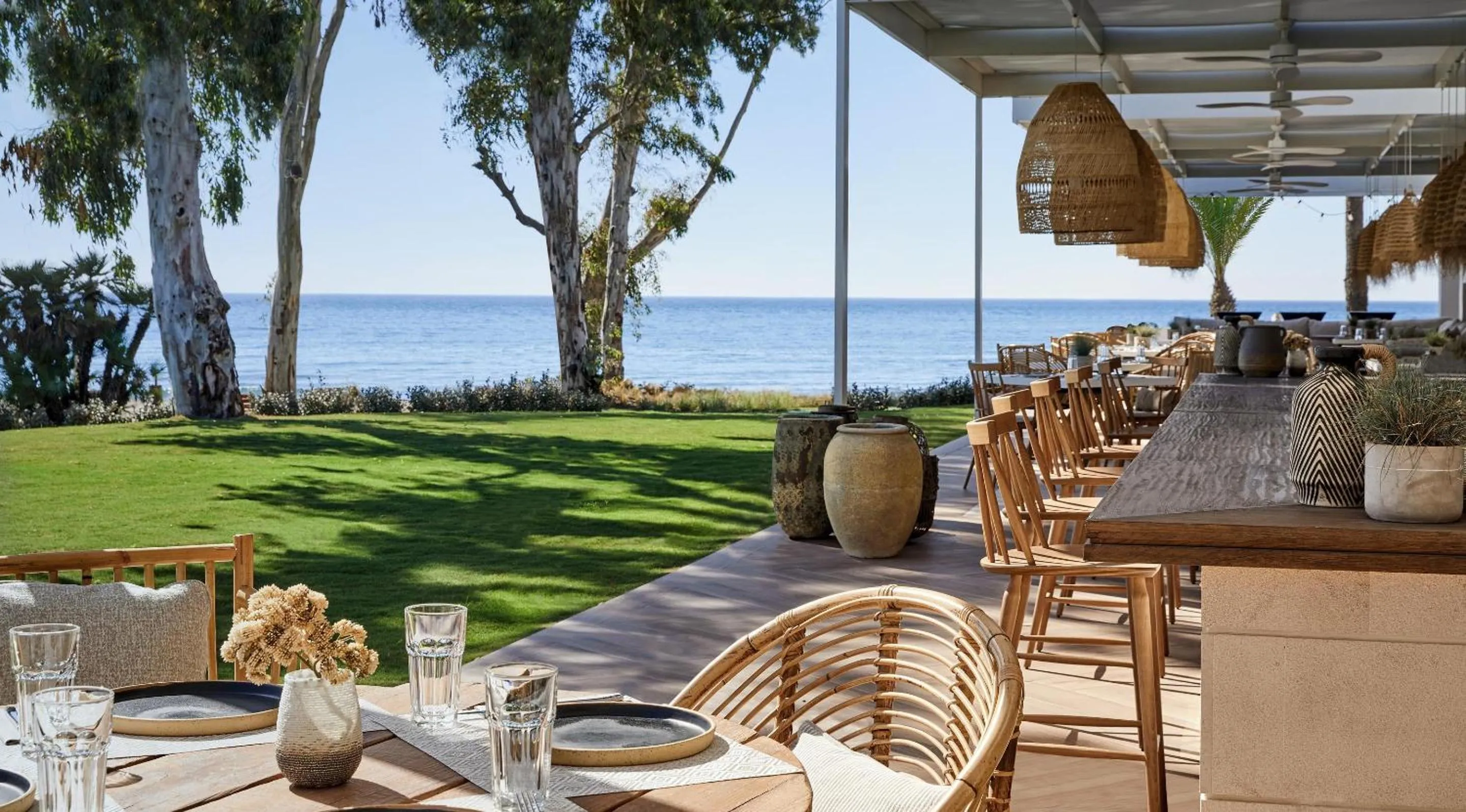 Restaurant/places to eat in Ikos Andalusia