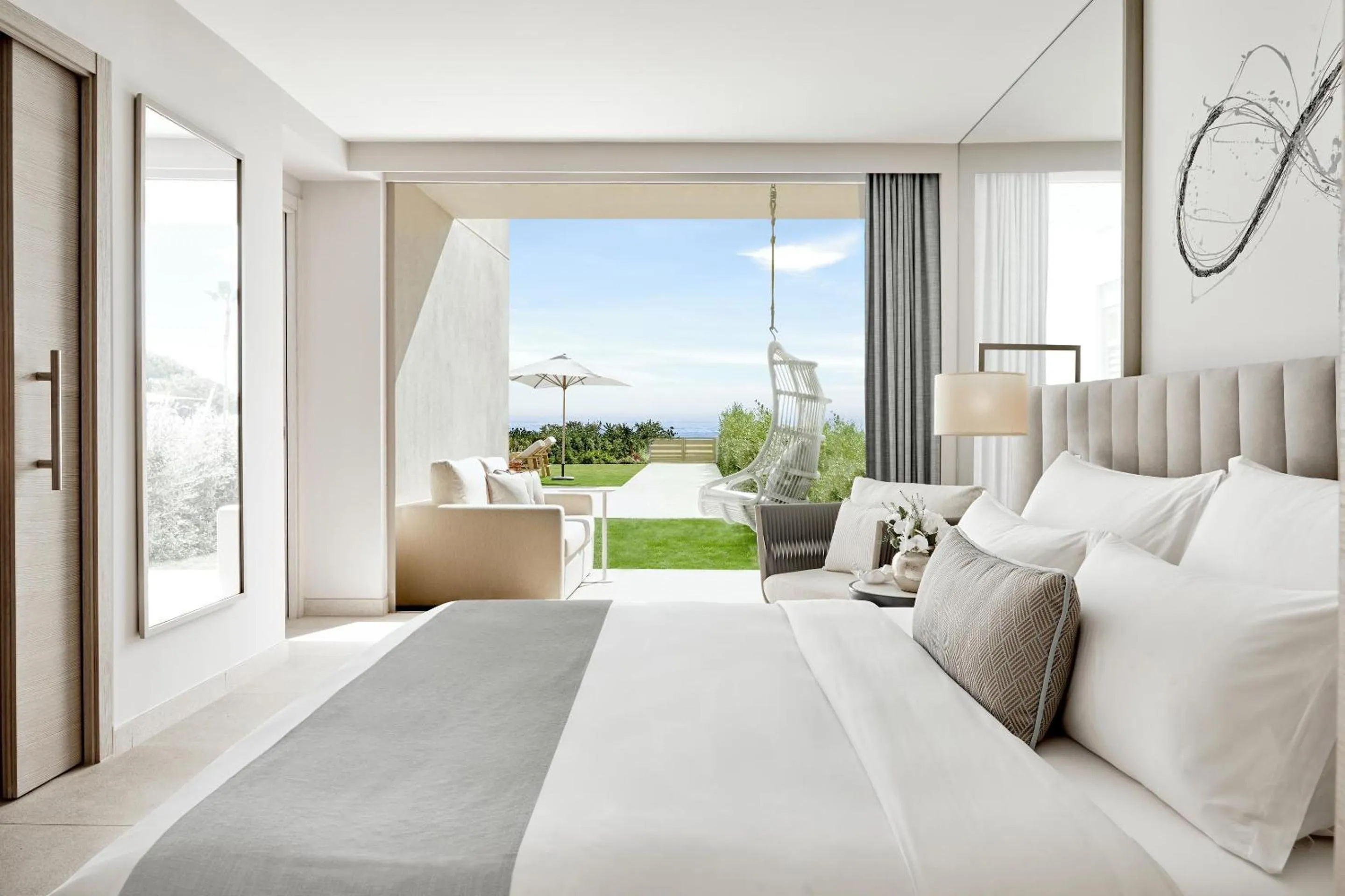 Photo of the whole room, Bed in Ikos Andalusia