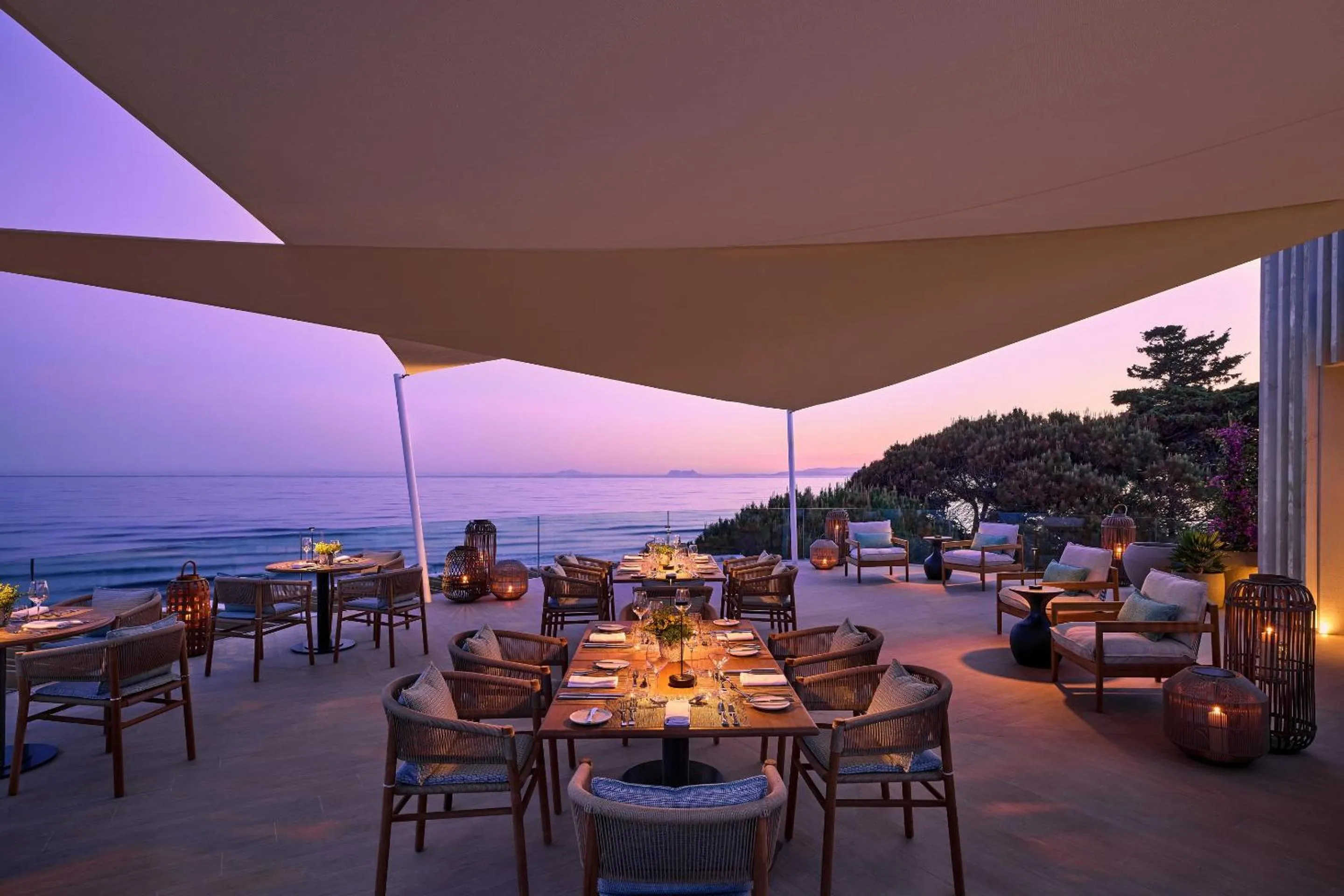 Restaurant/places to eat in Ikos Andalusia