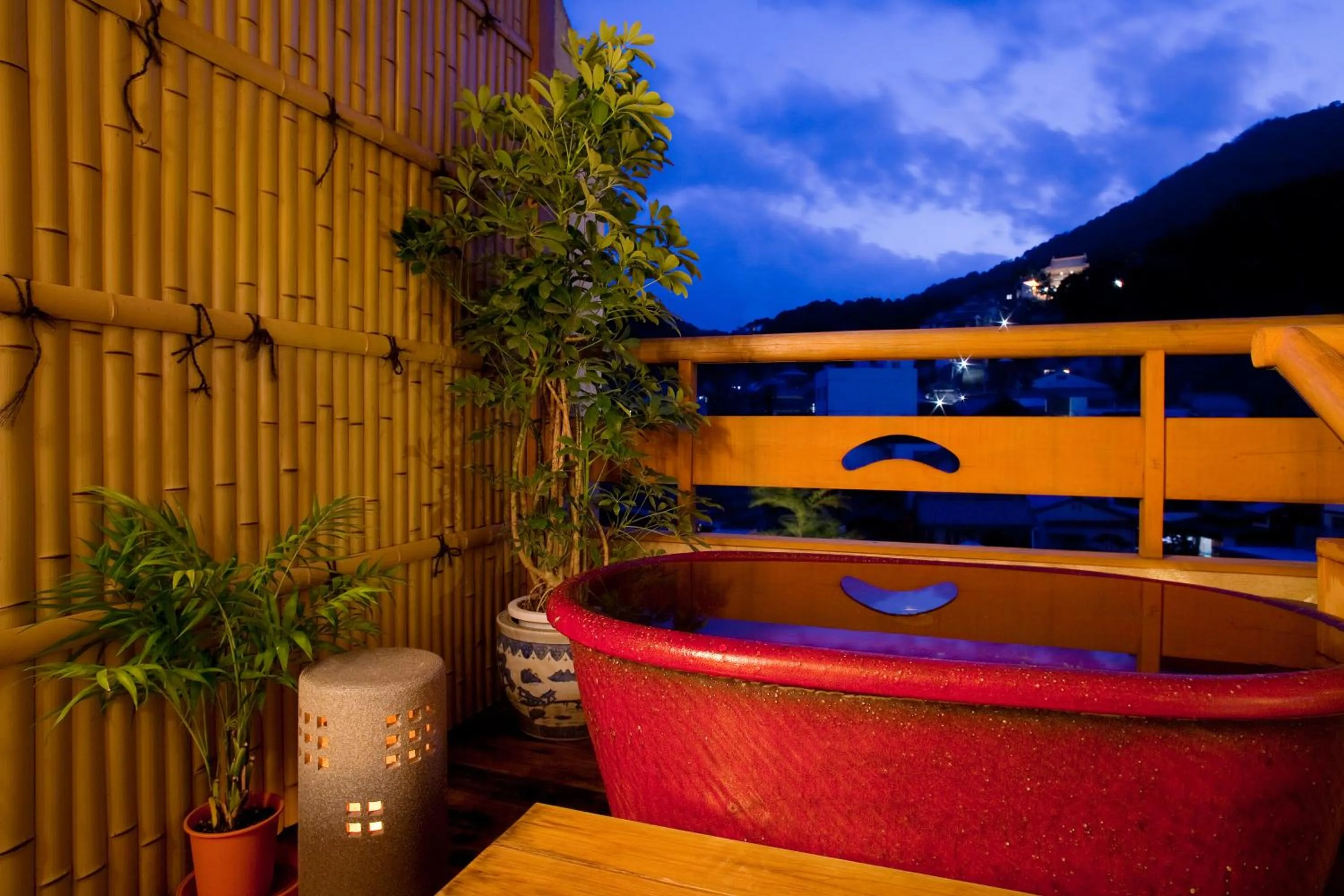 Balcony/Terrace in Kotohira Grand Hotel Sakuranosho