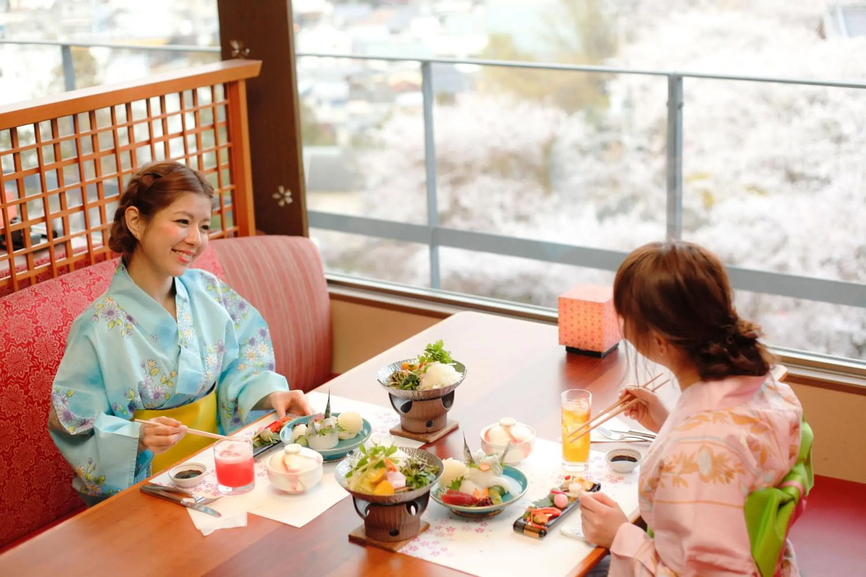 Restaurant/places to eat in Kotohira Grand Hotel Sakuranosho Restaurant/places to eat in Kotohira Grand Hotel Sakuranosho