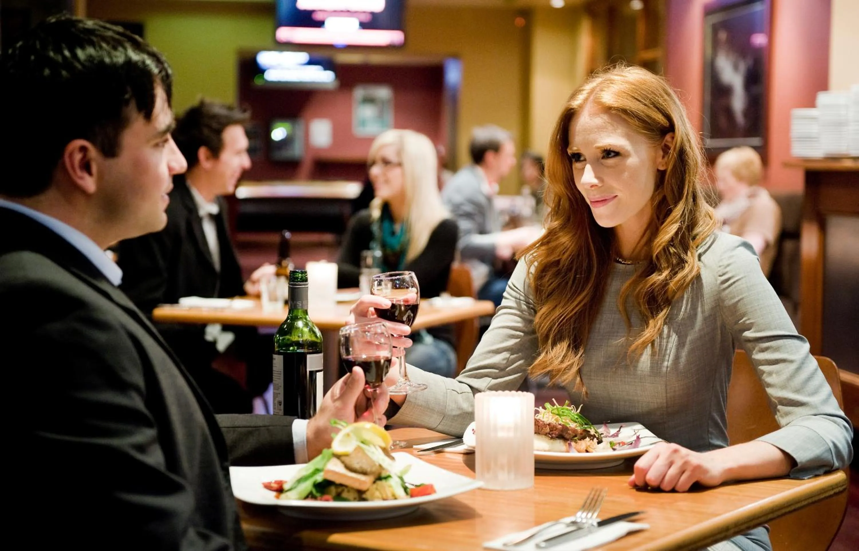 Restaurant/places to eat in Clarendon Hotel