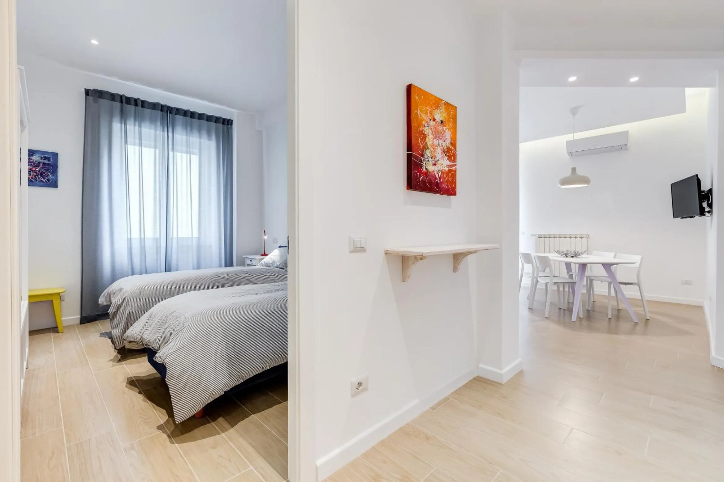 Bed in Lovely 3 rooms apartment close Trastevere Station