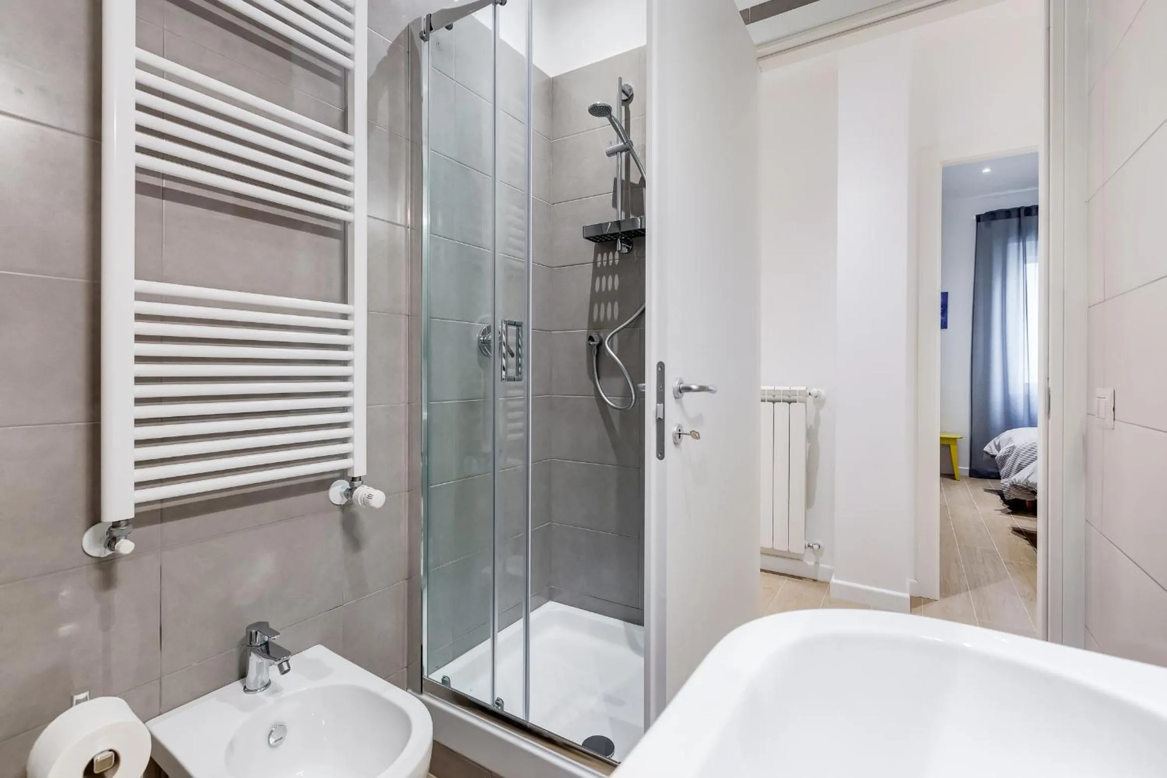 Lovely 3 rooms apartment close Trastevere Station