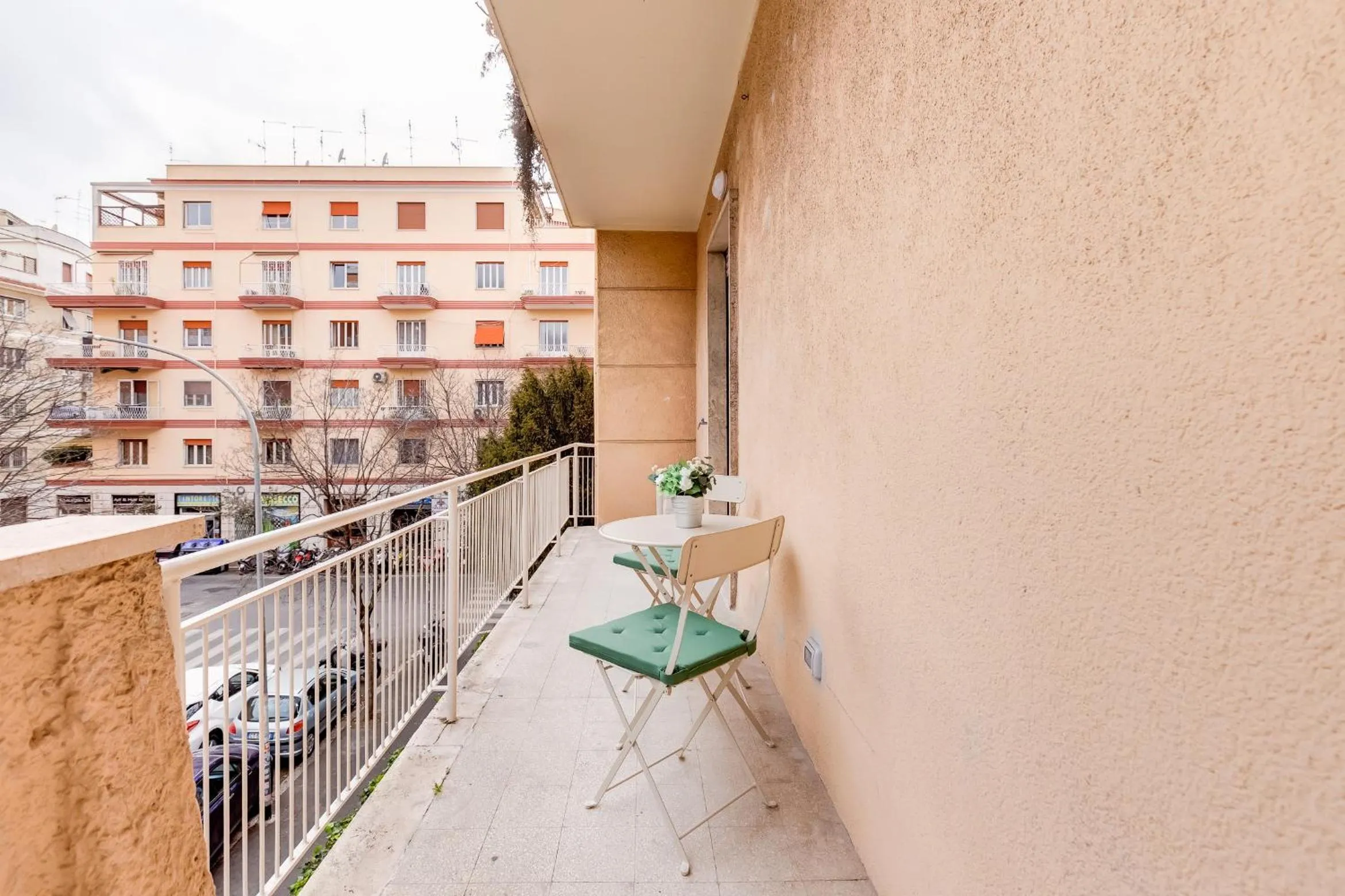 Lovely 3 rooms apartment close Trastevere Station