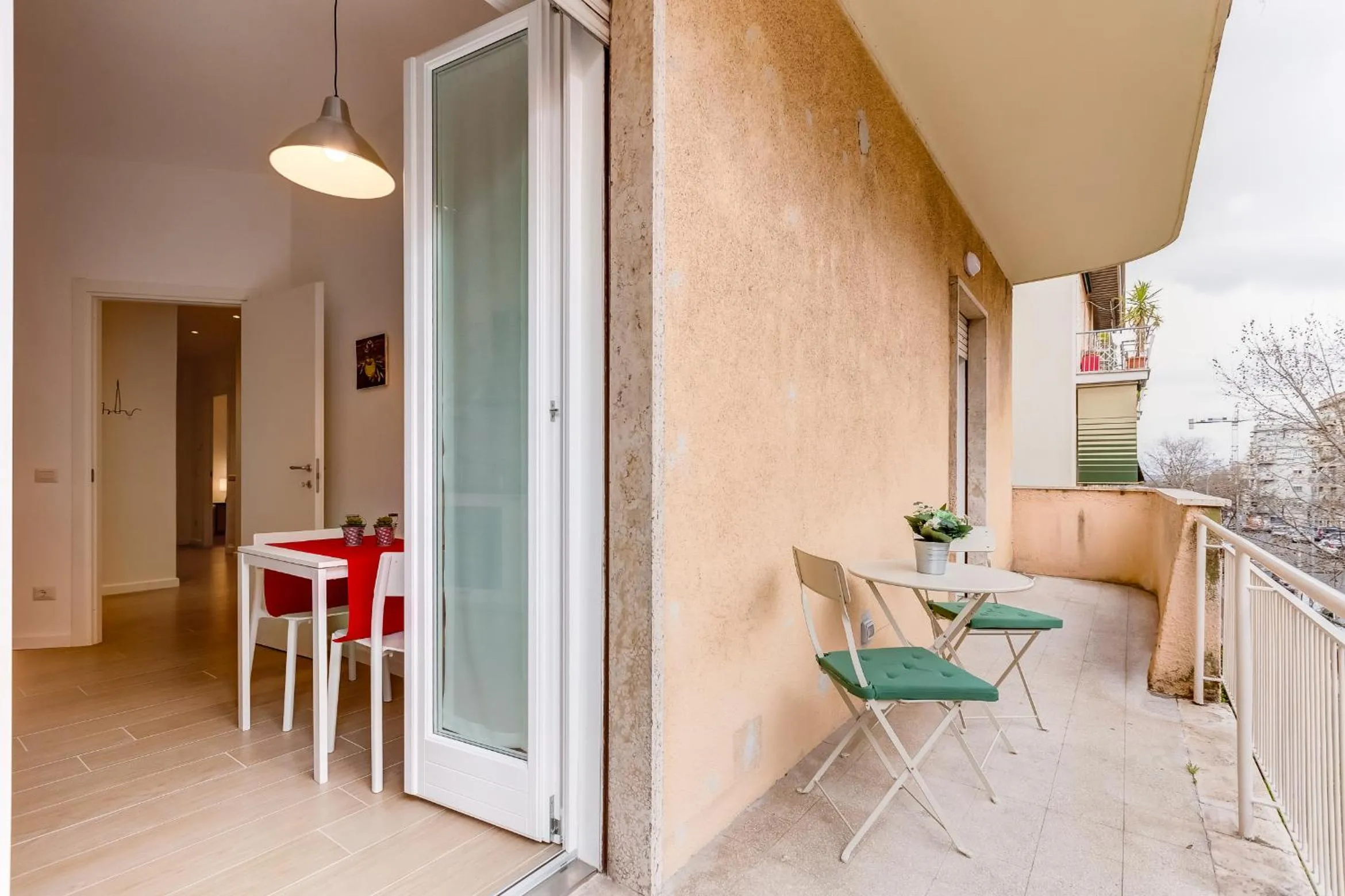 Lovely 3 rooms apartment close Trastevere Station