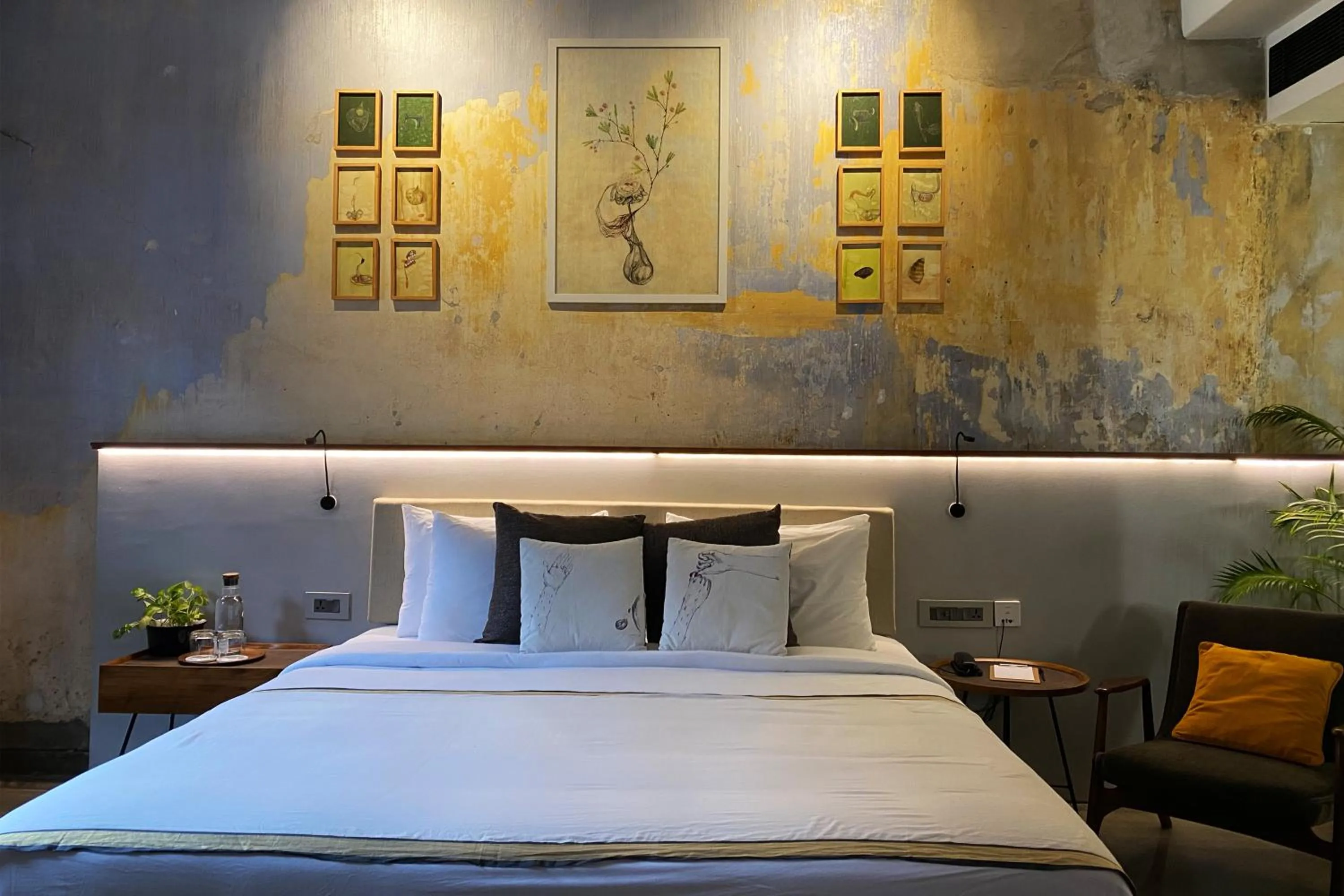 Bedroom, Bed in The Postcard Mandalay Hall, Kochi