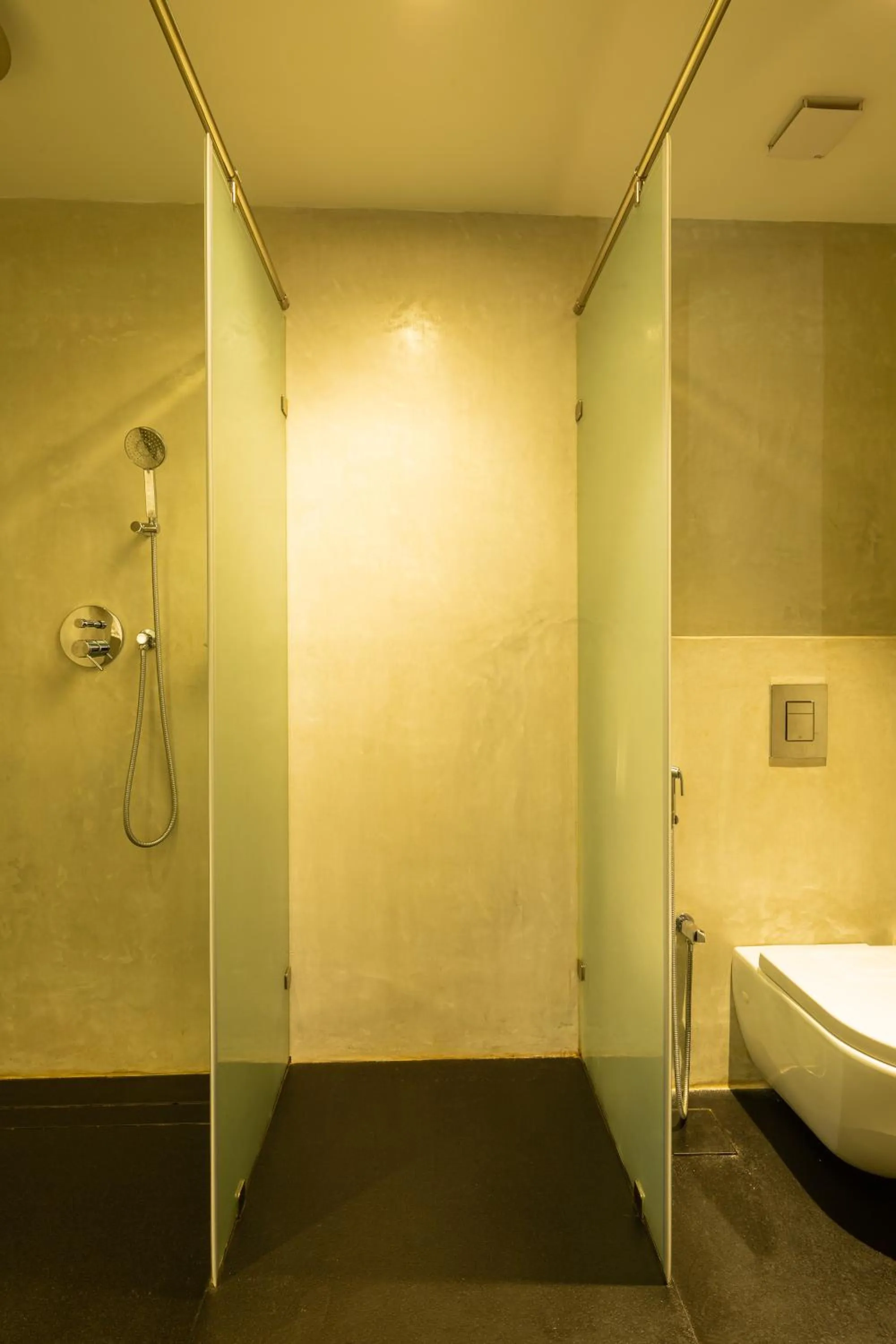 Bathroom in The Postcard Mandalay Hall, Kochi