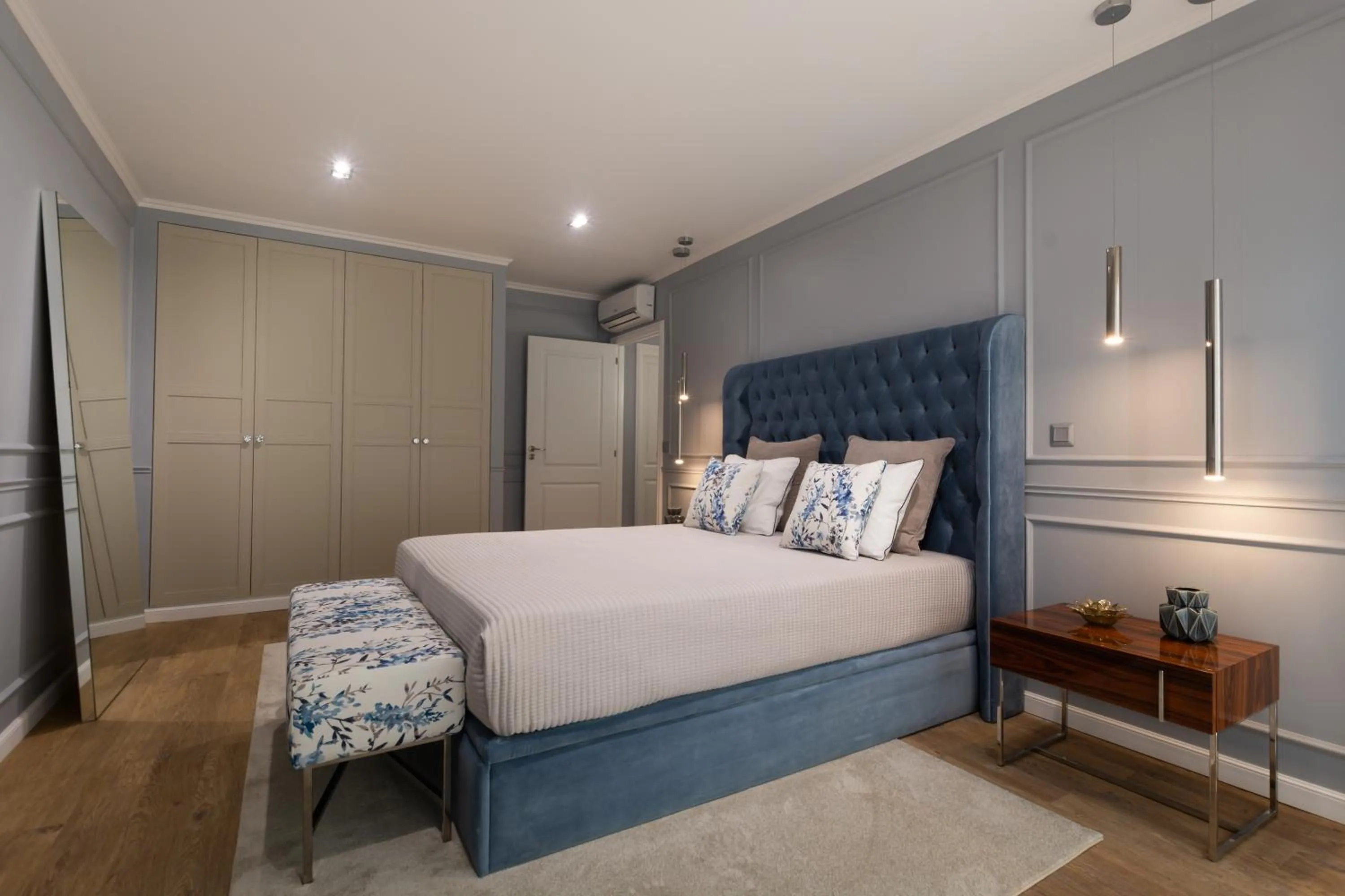 Bed in Azor Central Lodge