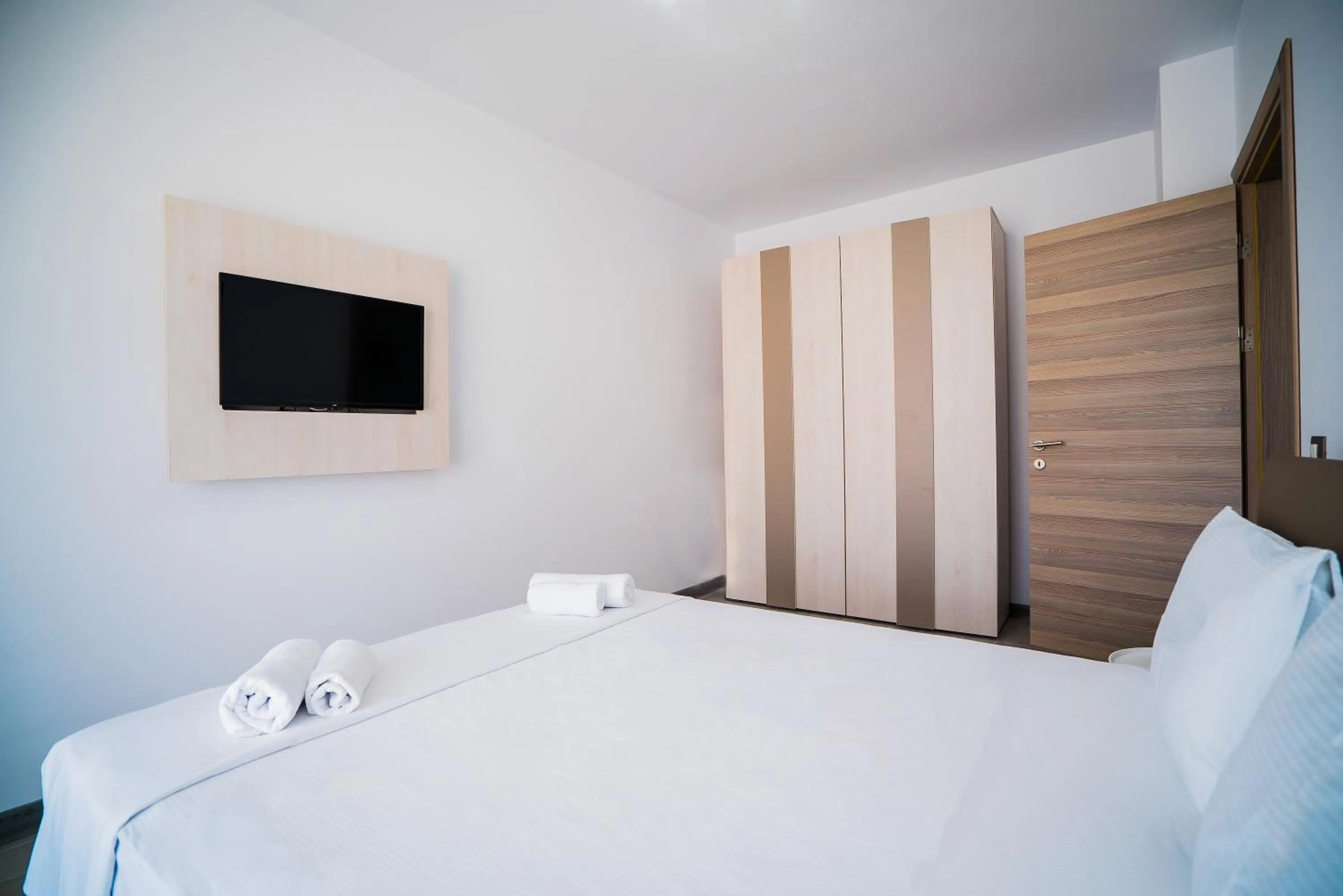 Bed in Alezzi Beach Resort