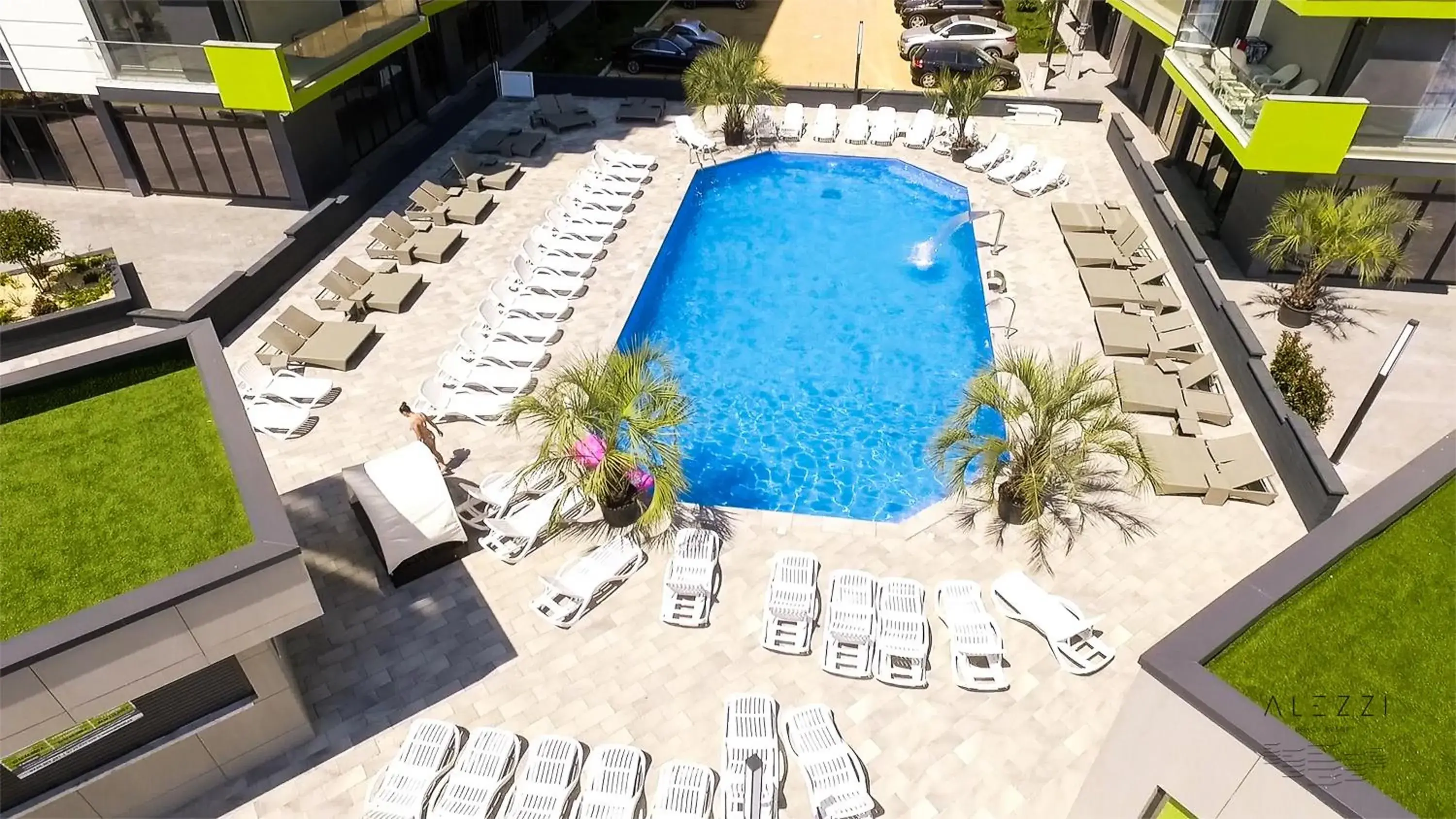 Swimming pool in Alezzi Beach Resort Swimming pool in Alezzi Beach Resort