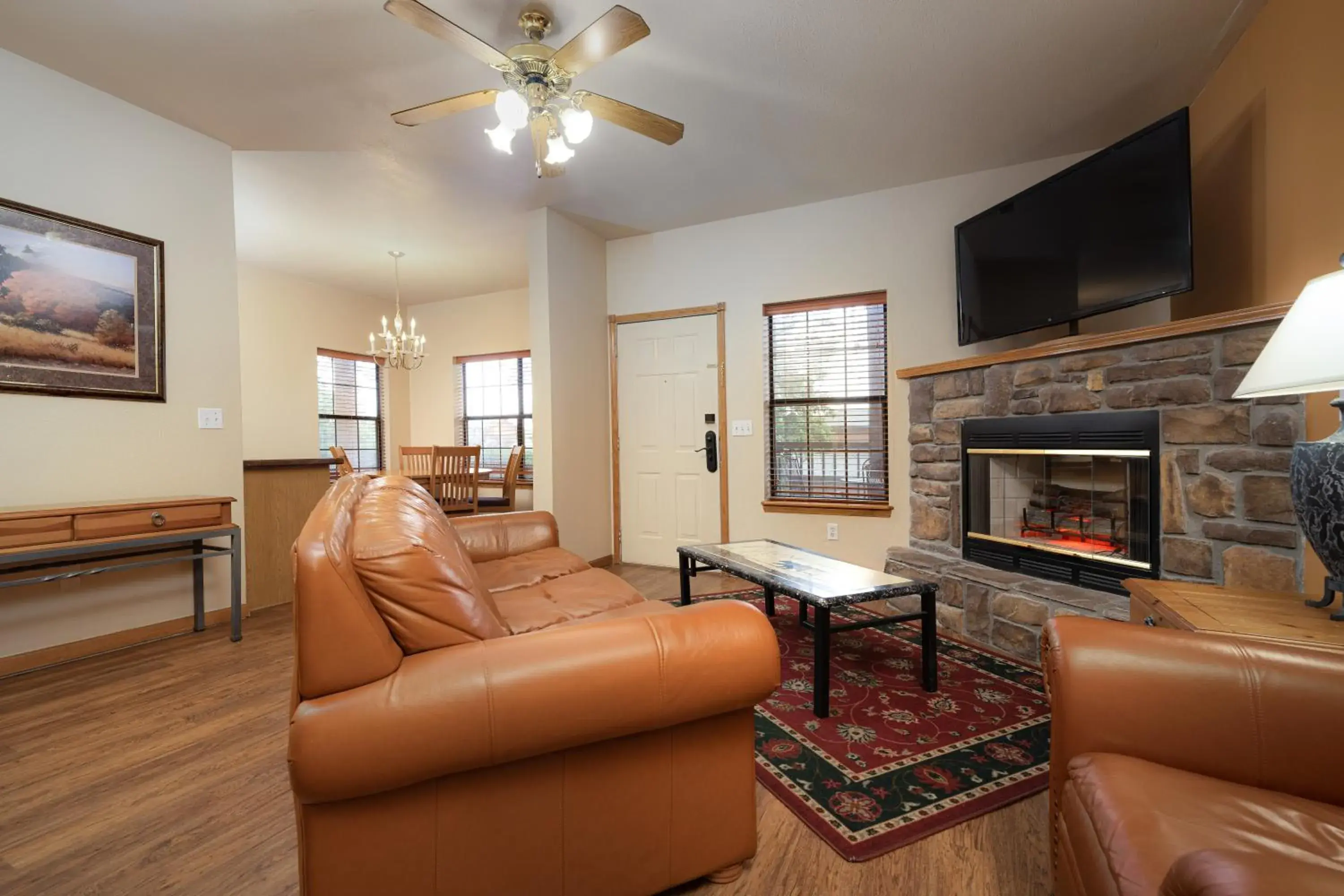 Living room in Westgate Branson Woods Resort Living room in Westgate Branson Woods Resort