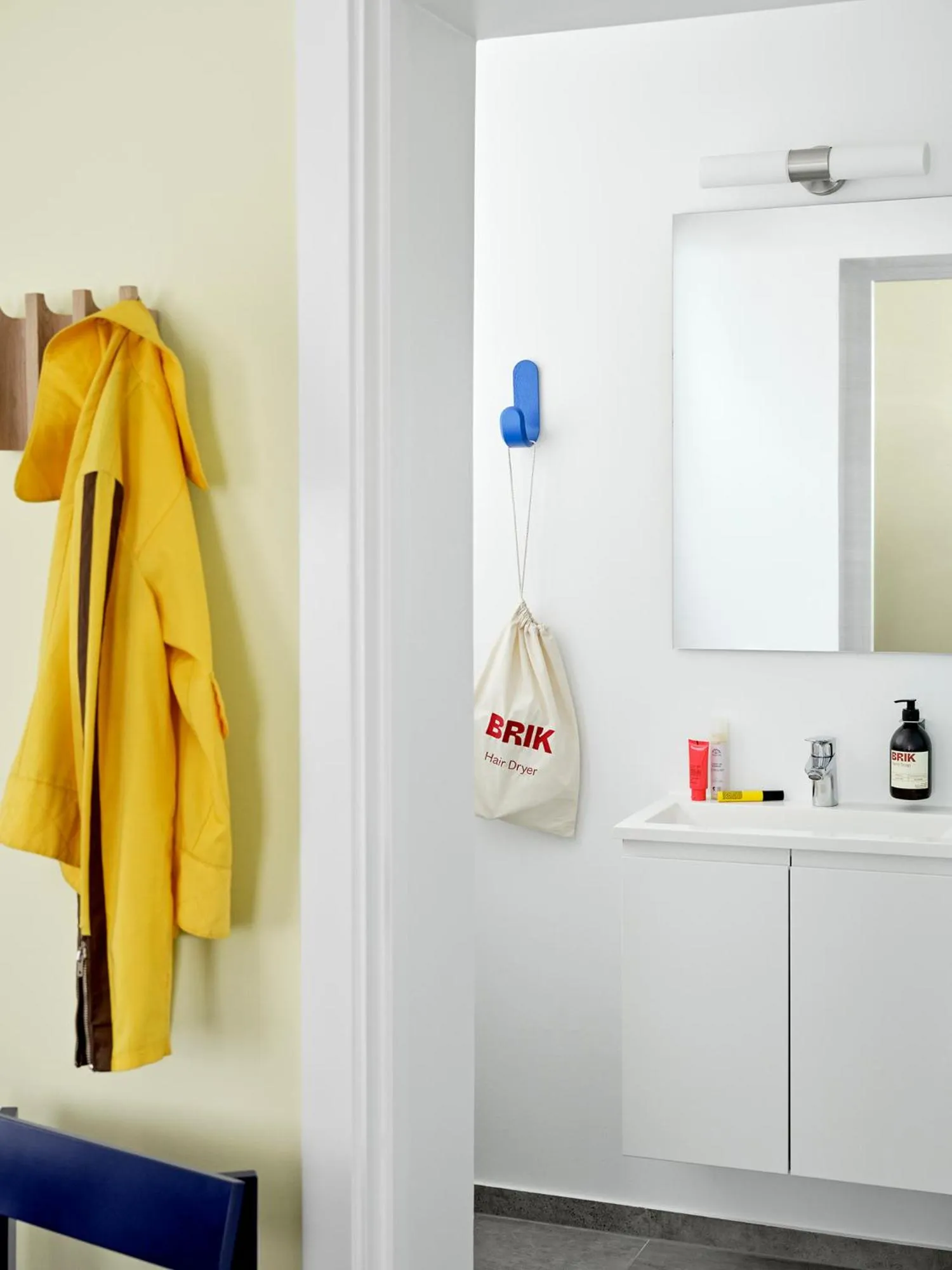 wardrobe in BRIK Apartment Hotel