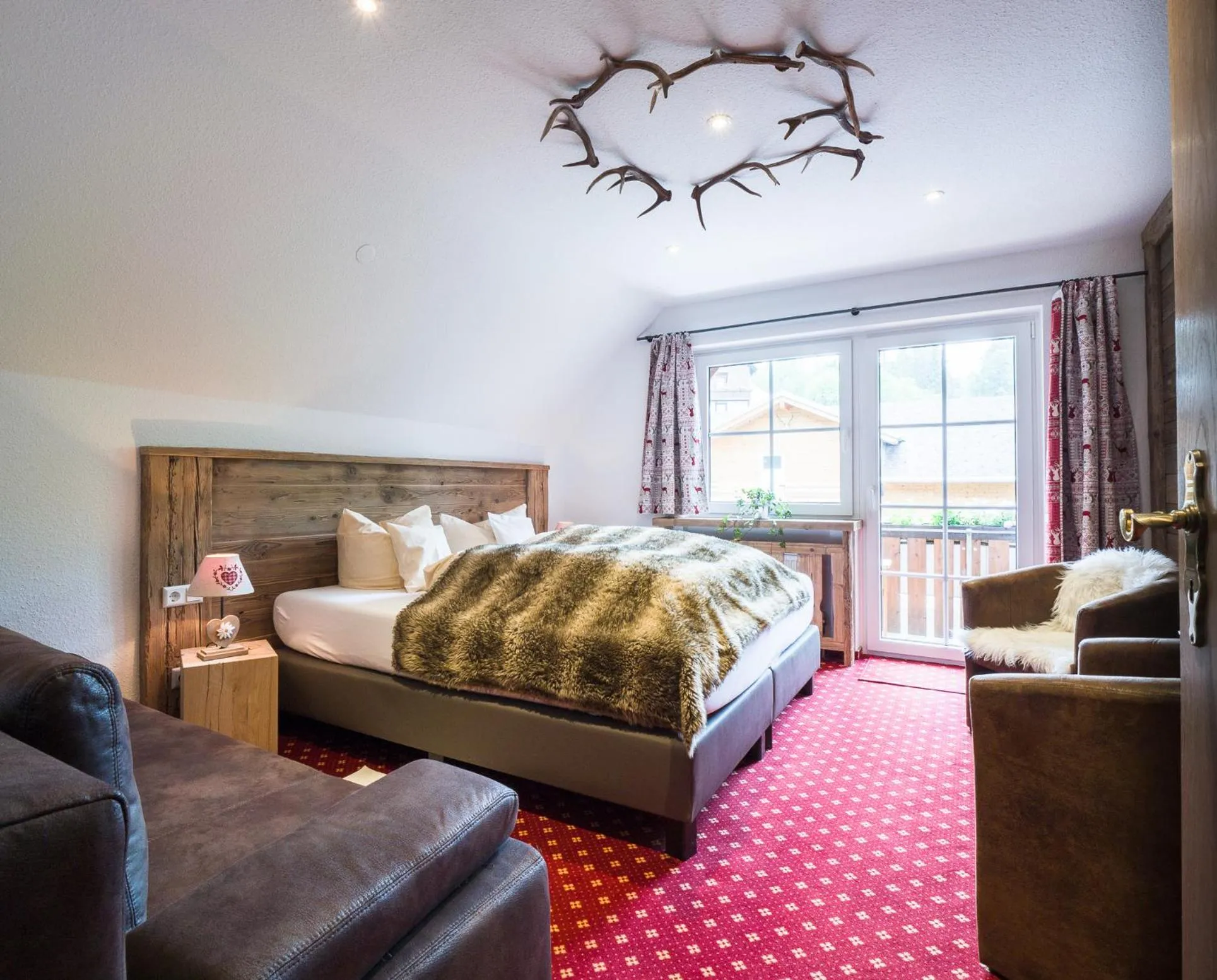 View (from property/room), Bed in Hotel & Restaurant Grüner Baum - Die Grüne Oase Am Feldberg