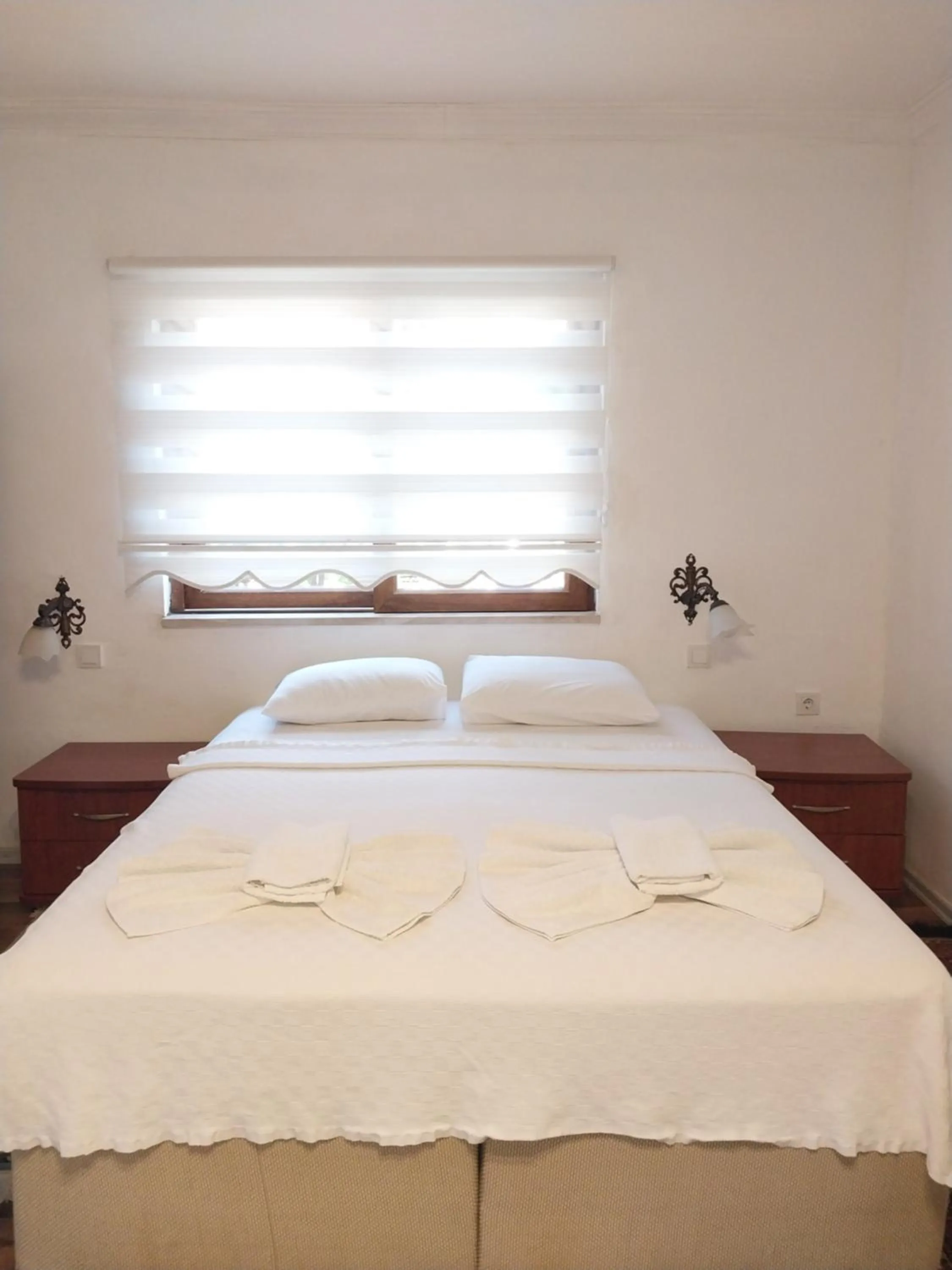 Photo of the whole room, Bed in Jasmin Apart Otel