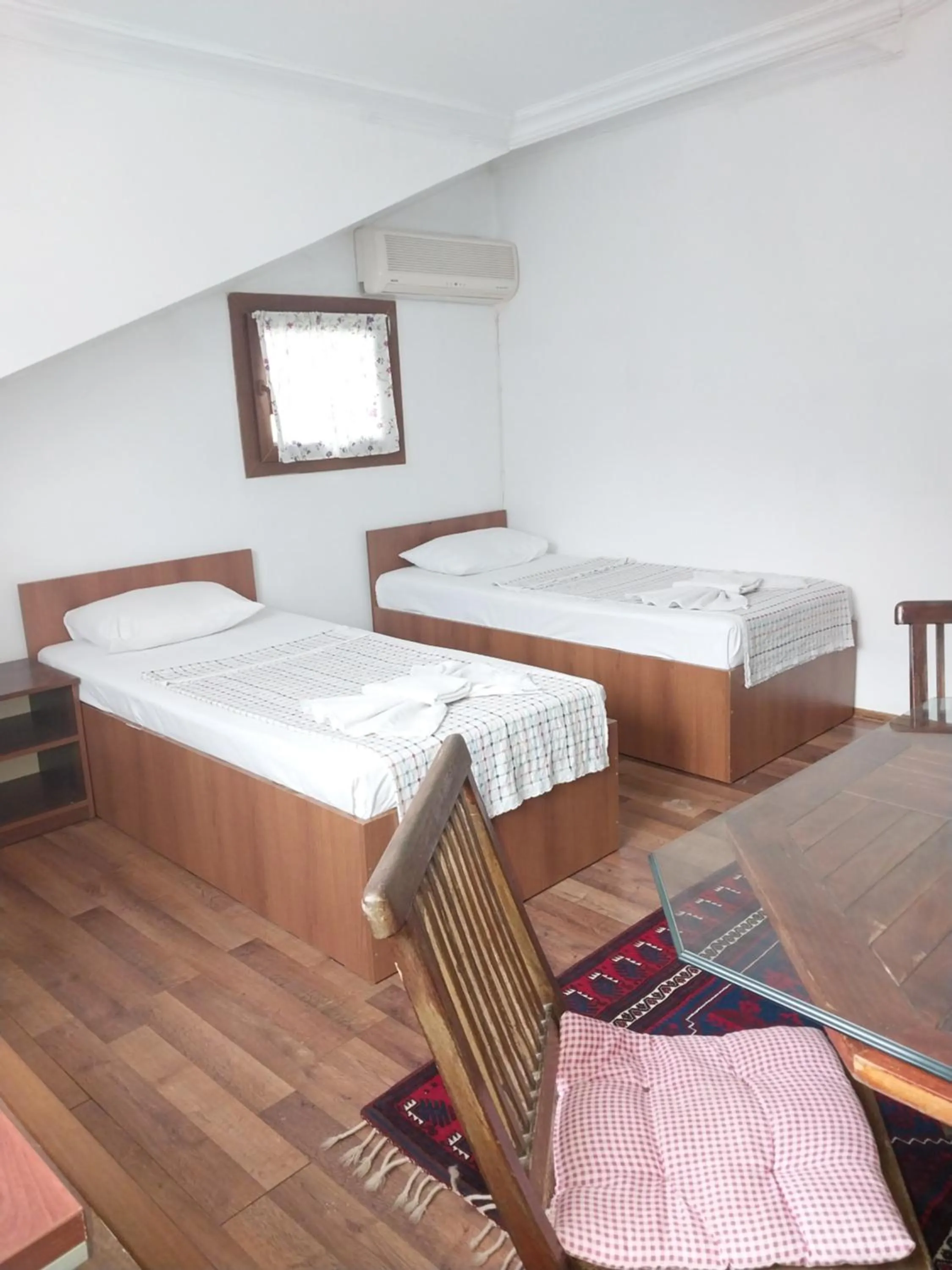 Photo of the whole room, Bed in Jasmin Apart Otel