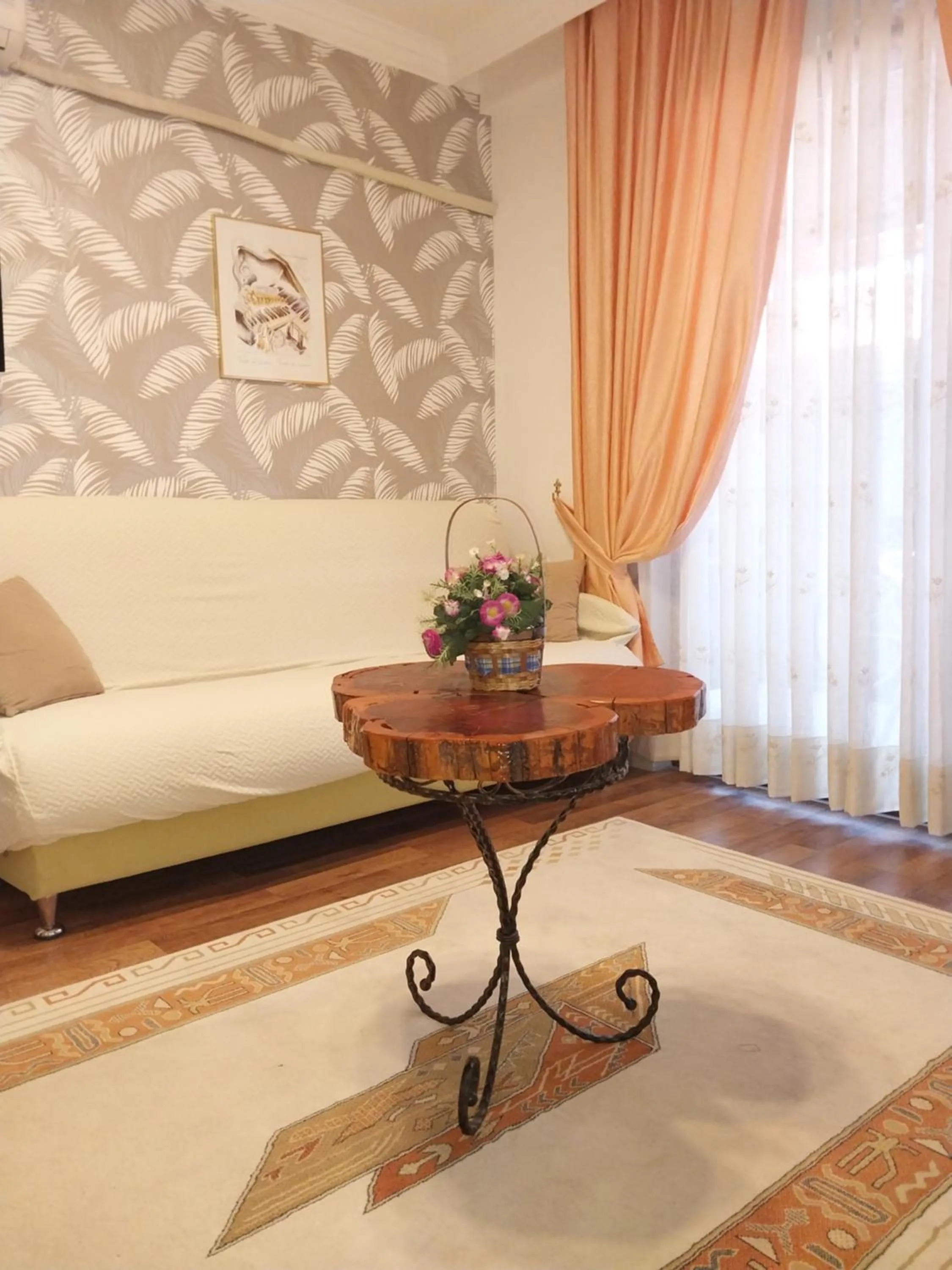 Photo of the whole room in Jasmin Apart Otel
