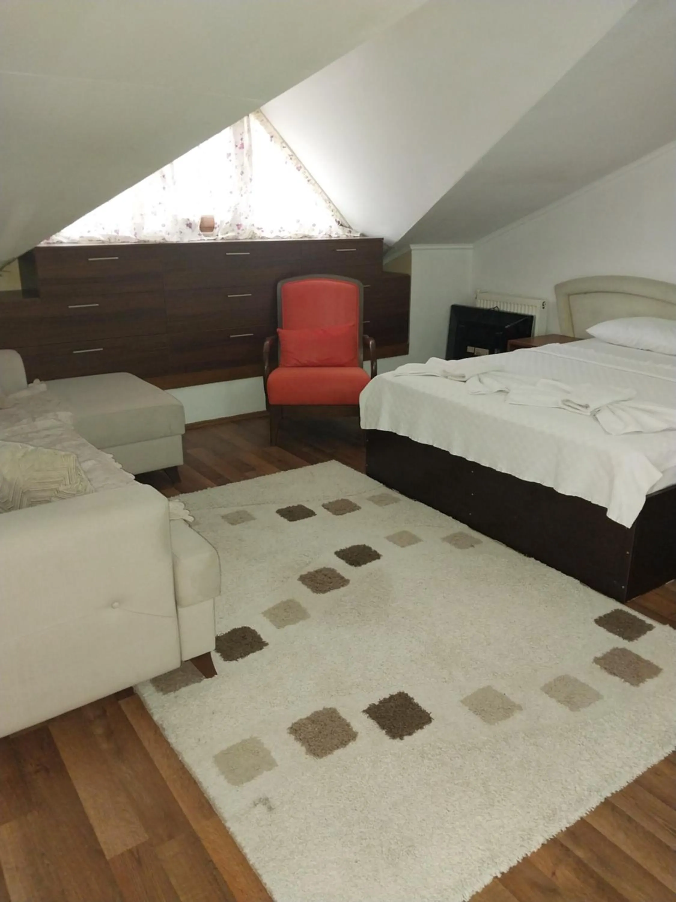 Photo of the whole room, Bed in Jasmin Apart Otel