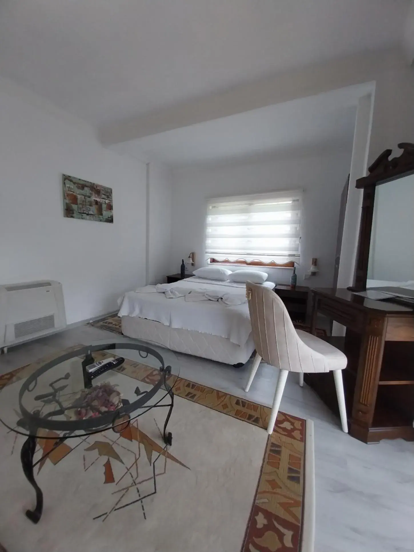 Large Double Room in Jasmin Apart Otel Large Double Room in Jasmin Apart Otel