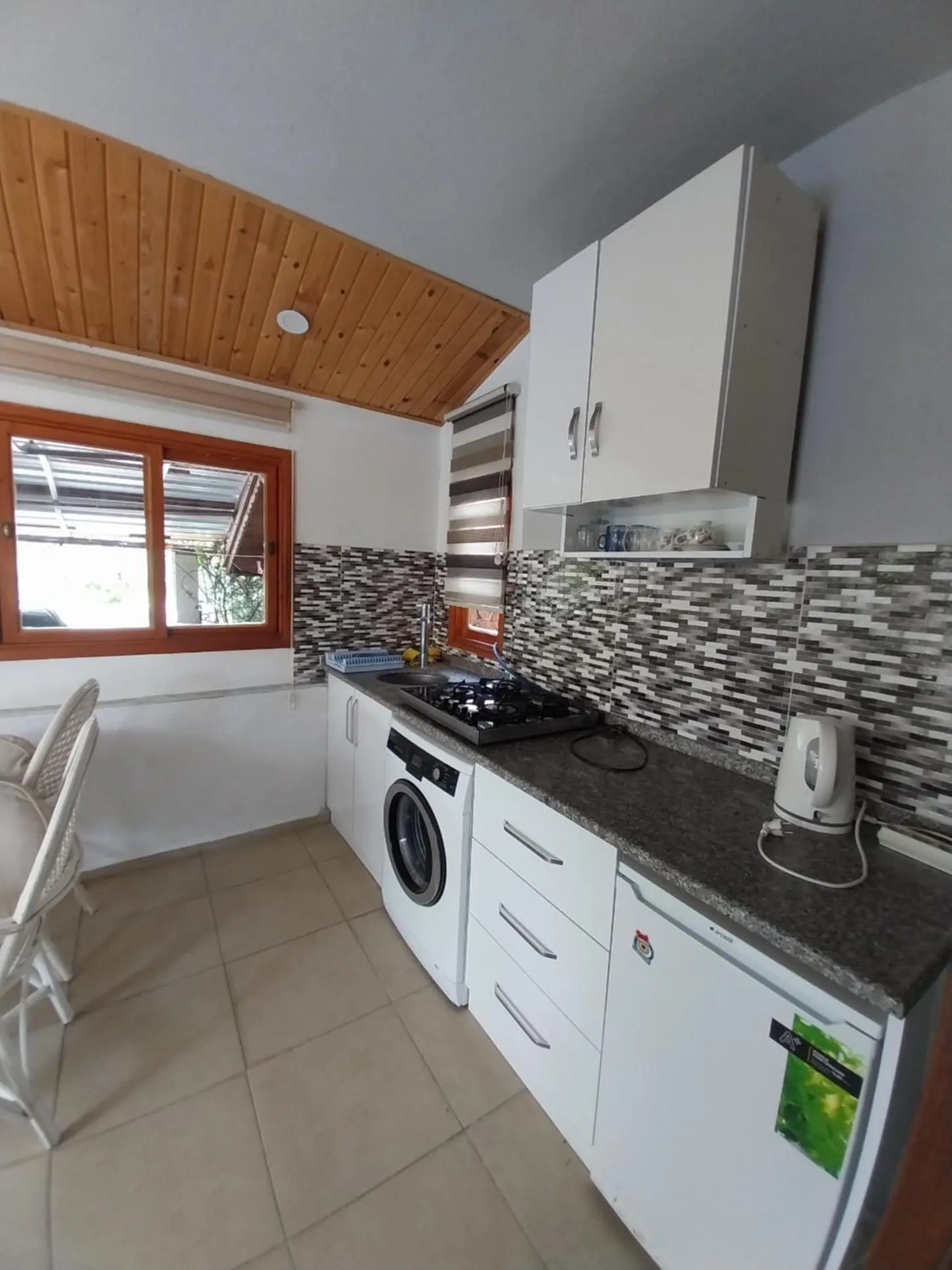 kitchen in Jasmin Apart Otel