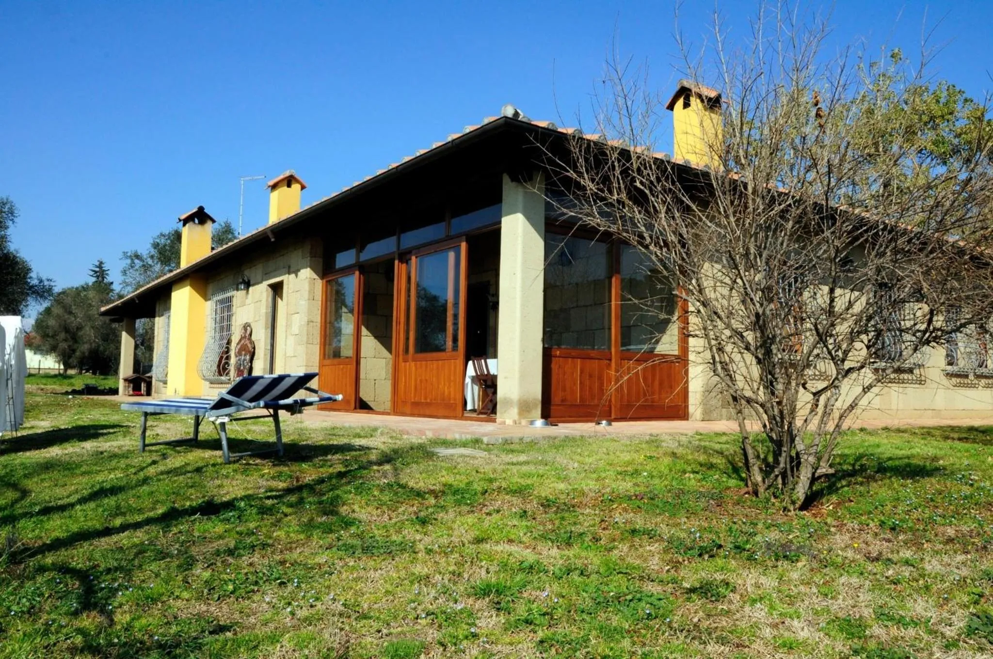 Facade/entrance in Al Vecchio Fontanile B&B