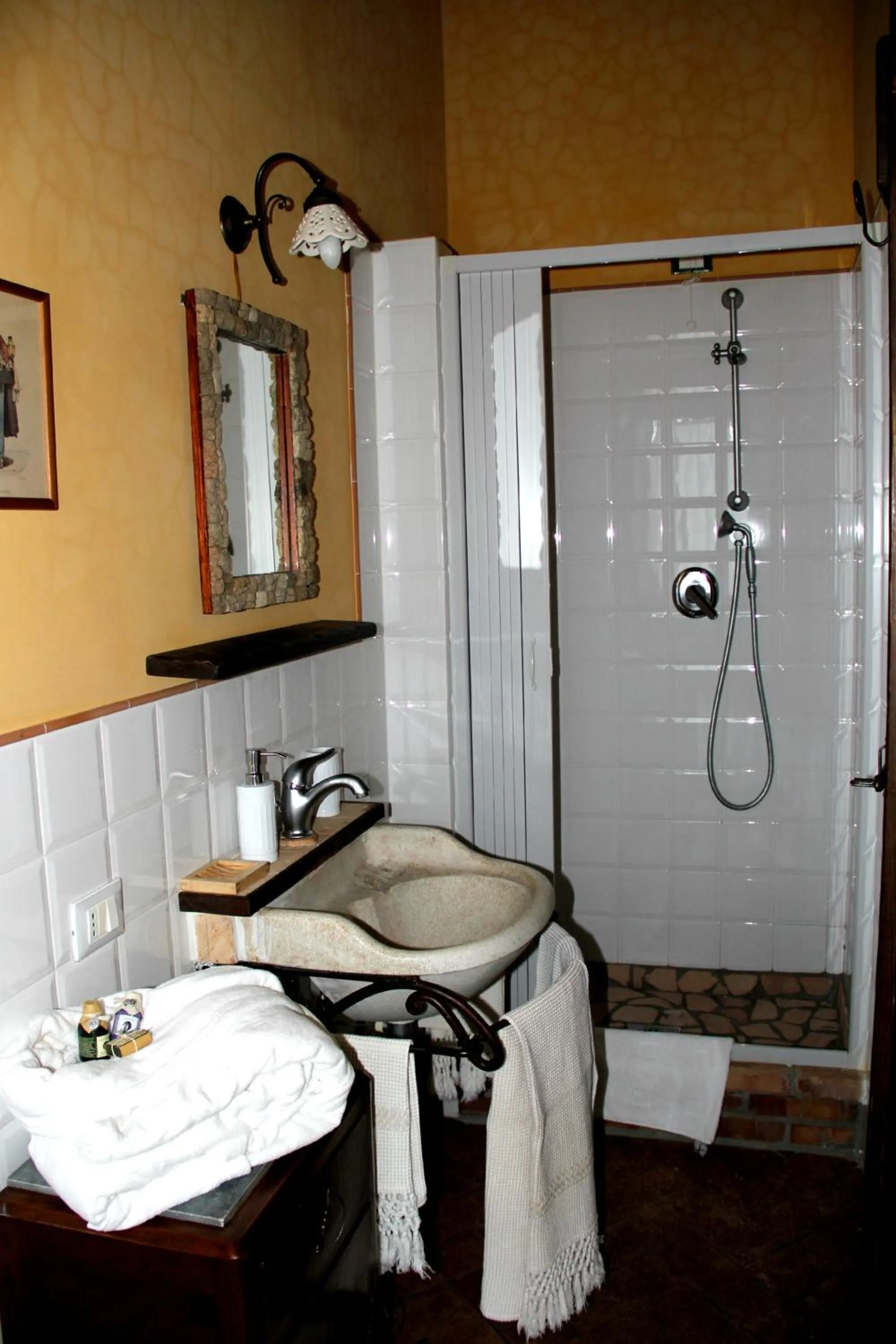 Bathroom in Al Vecchio Fontanile B&B