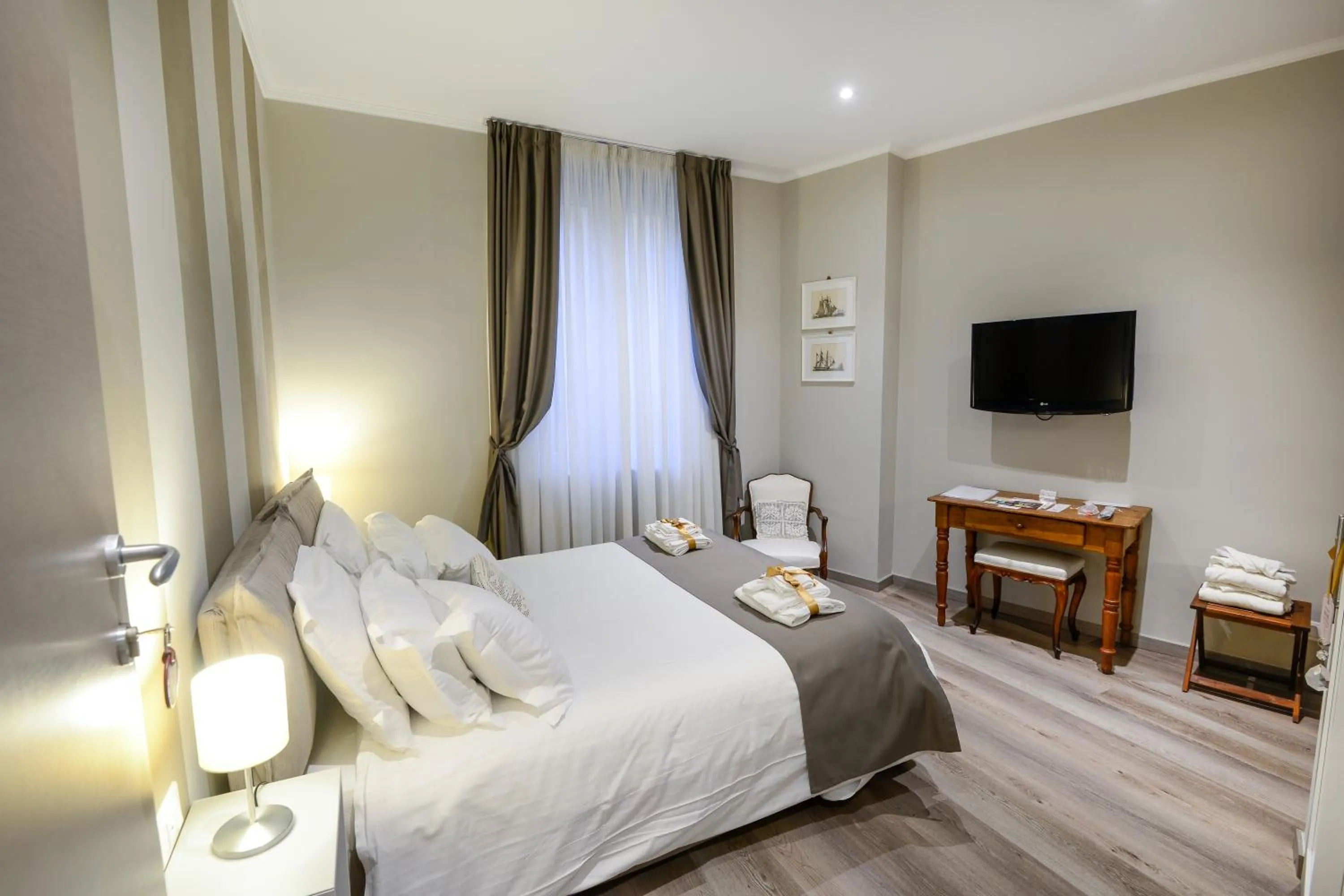 Bedroom, Bed in Il Genovino