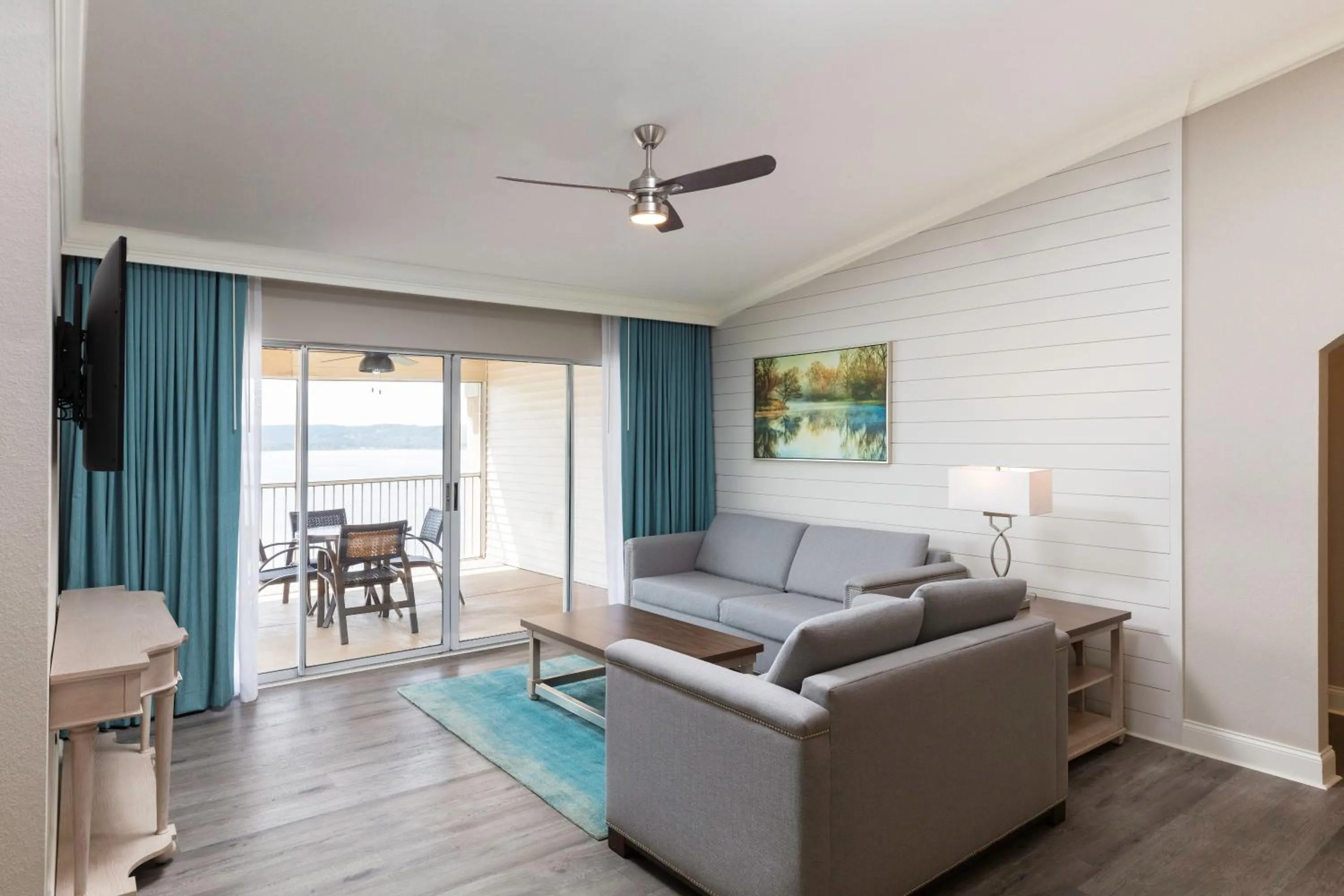 Living room in Westgate Branson Lakes Resort