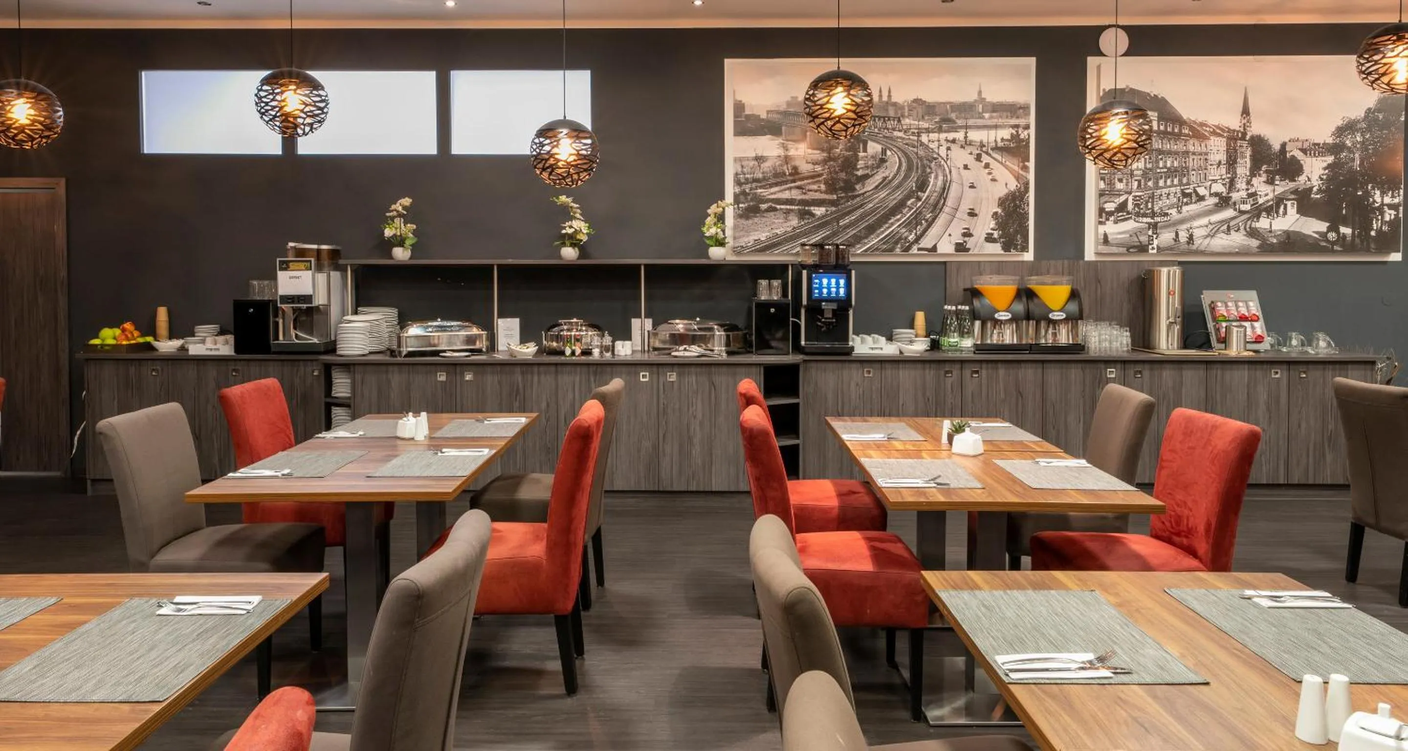 Restaurant/places to eat in Best Western Plaza Hotel Mannheim